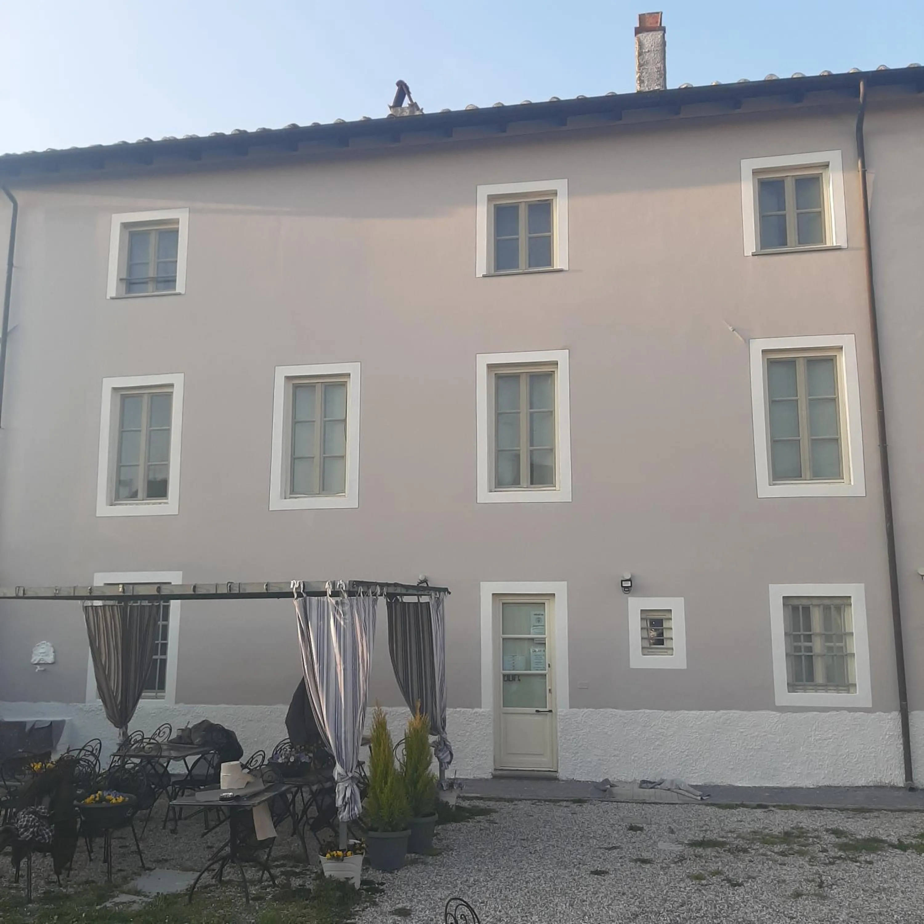 Facade/entrance in B&B Principe Calaf 3