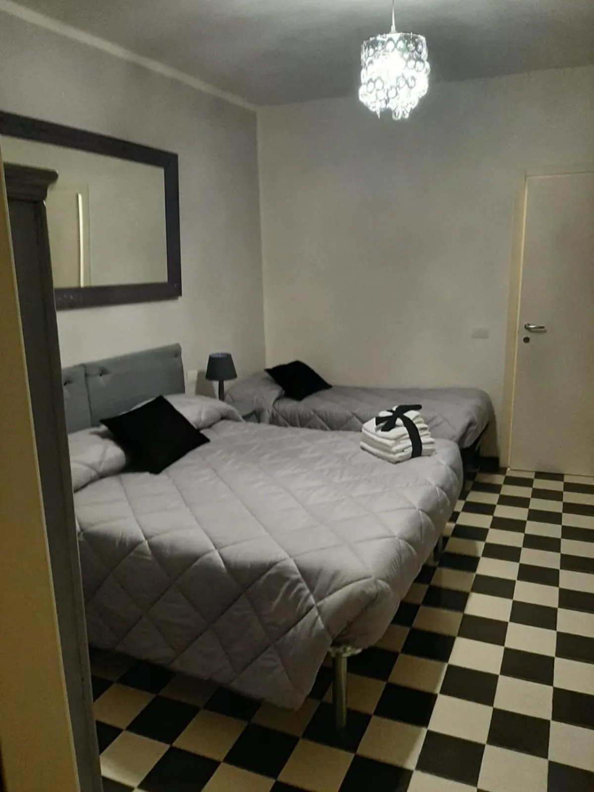 Photo of the whole room, Bed in B&B Principe Calaf 3