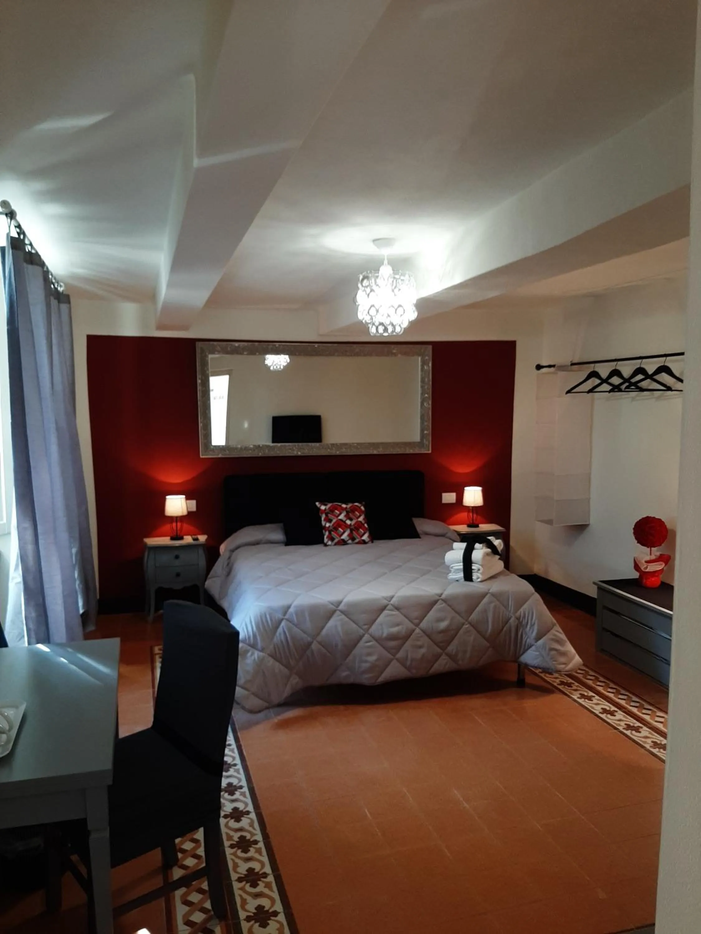 Photo of the whole room, Bed in B&B Principe Calaf 3