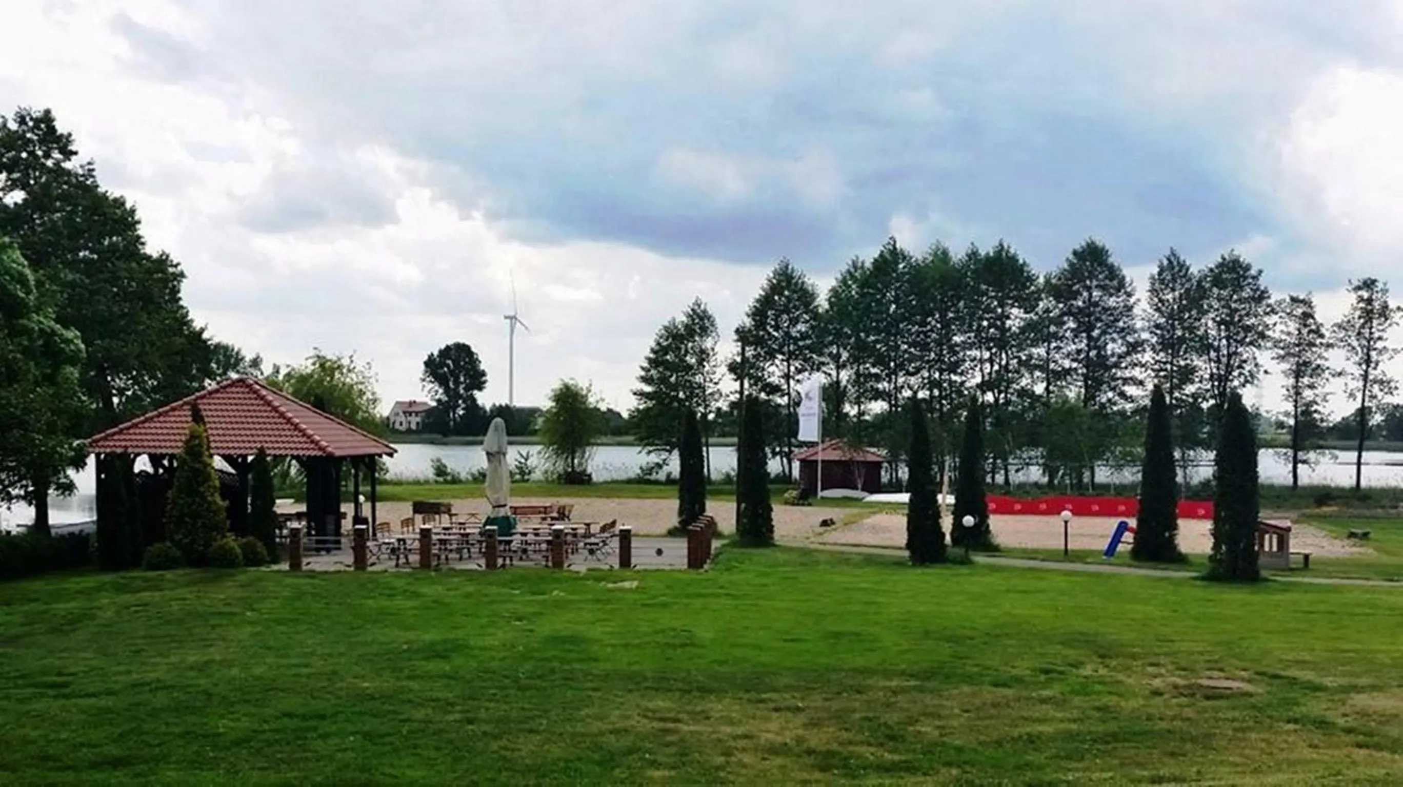 BBQ facilities in Hotel Sypniewo