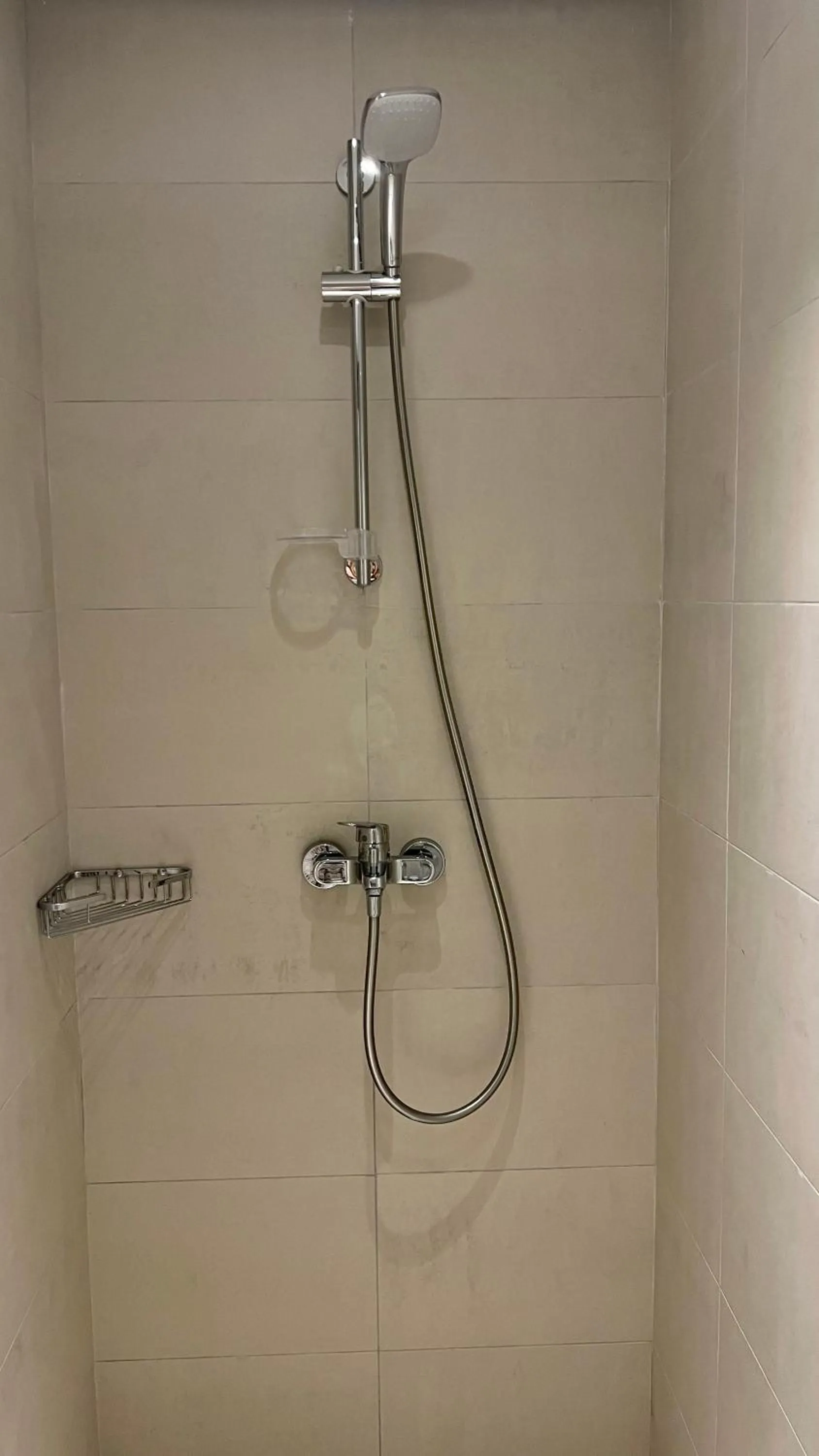 Shower in Sunraf Luxe Apartments