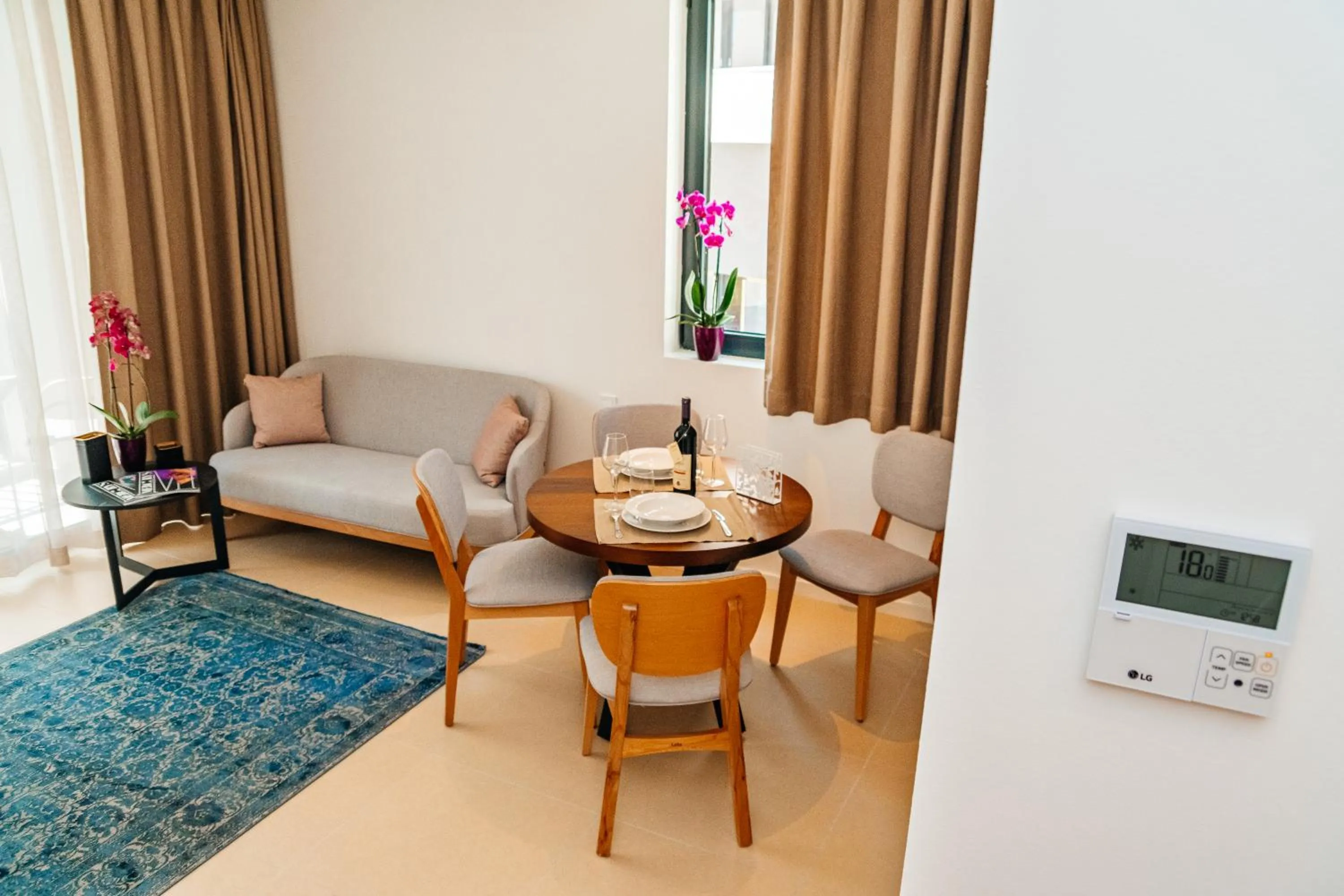 Living room in Sunraf Luxe Apartments