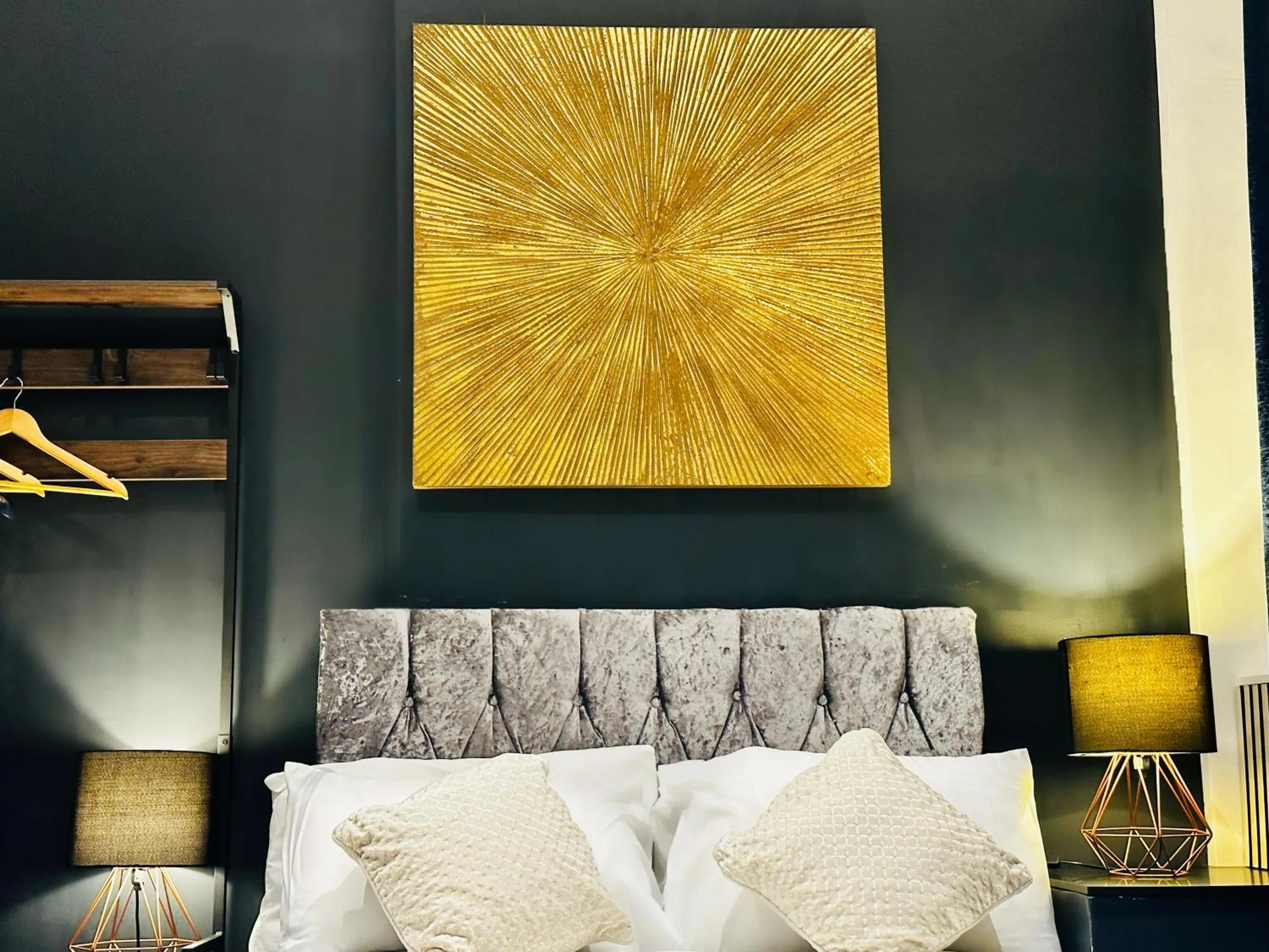 Duke and Duchess Apartments and Rooms - Private in Room Hot Tub Suites