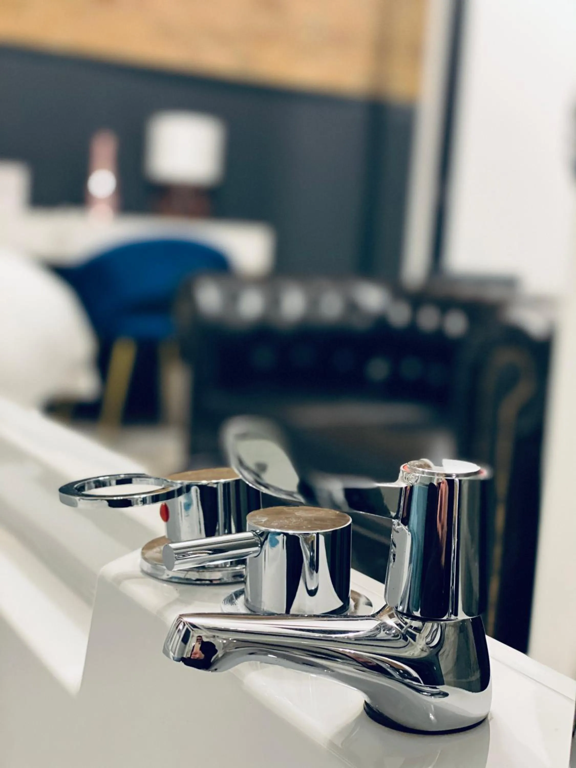 Spa and wellness centre/facilities in Duke and Duchess Apartments and Rooms - Private in Room Hot Tub Suites