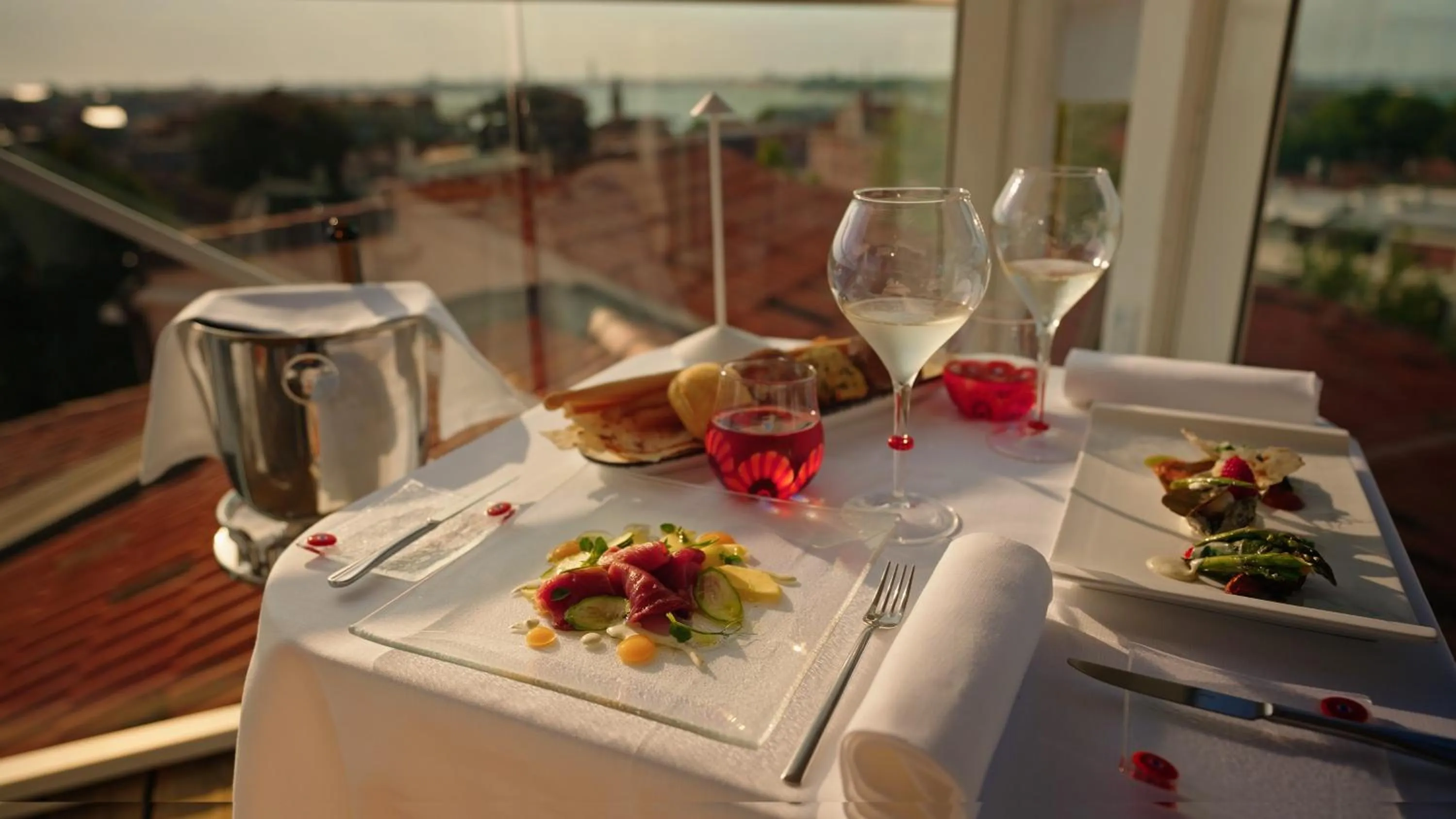 Restaurant/places to eat in Ausonia Hungaria Wellness & Lifestyle