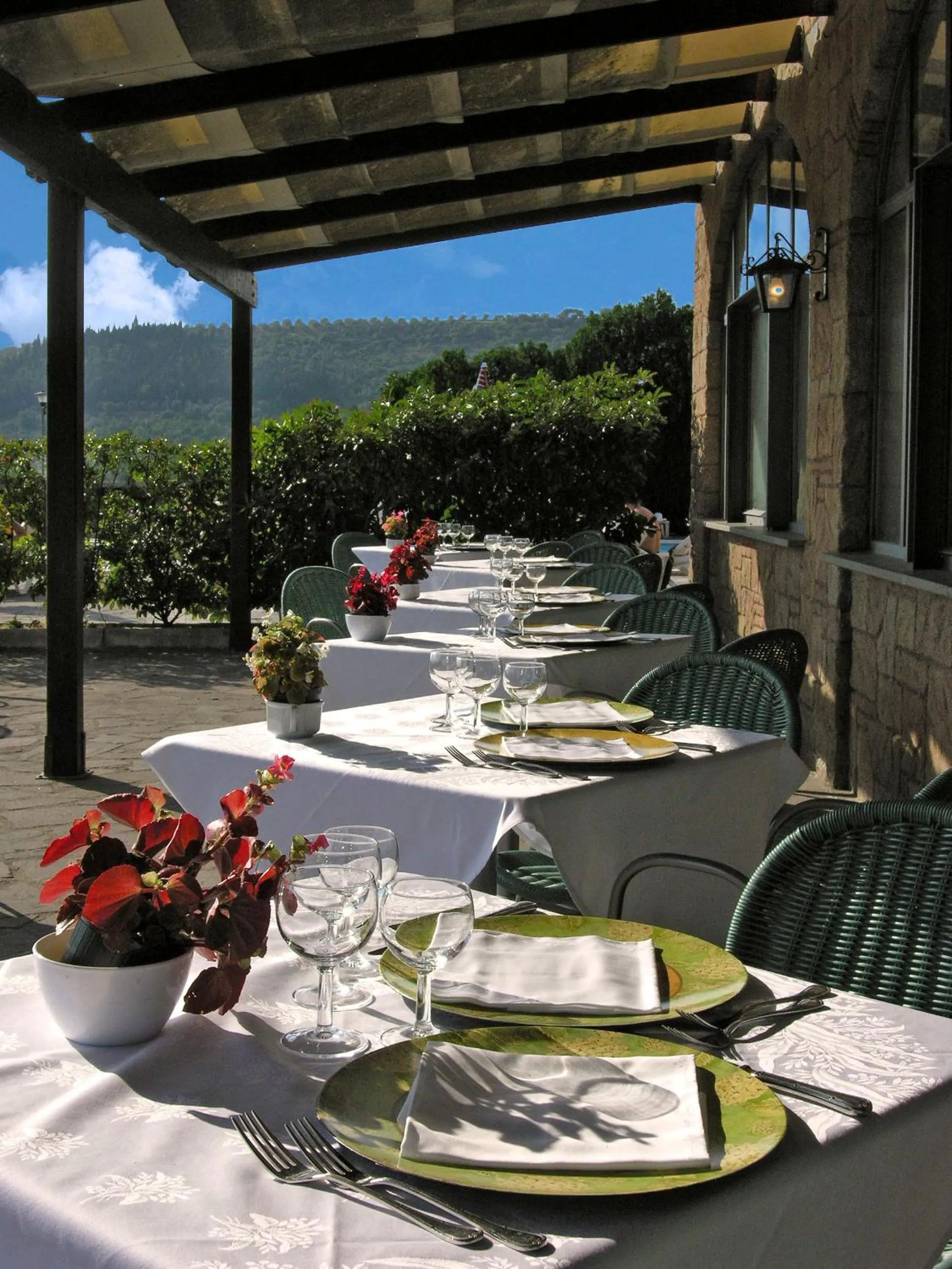 Restaurant/places to eat in Hotel Cavalieri