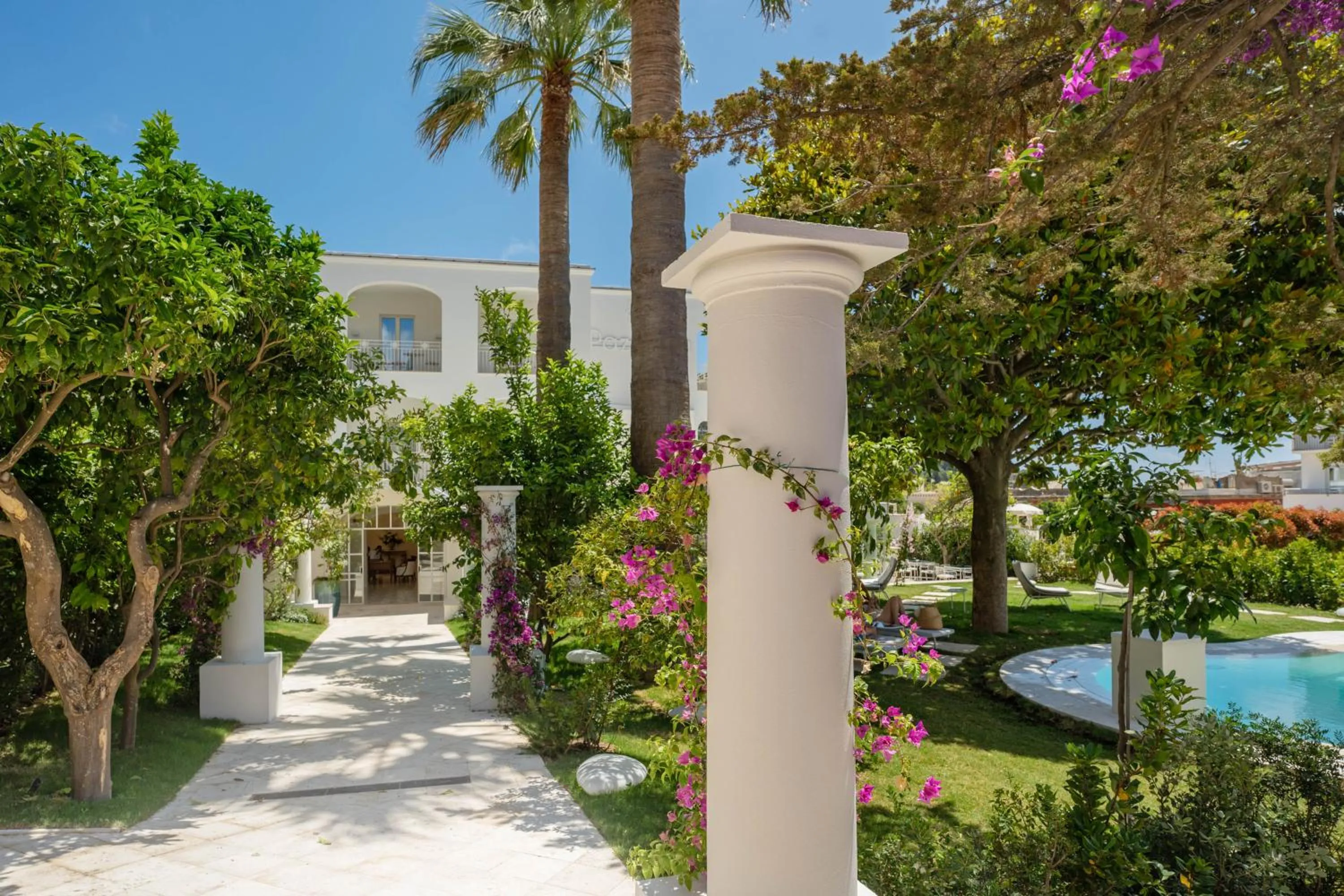 Facade/entrance in Pazziella Garden & Suites