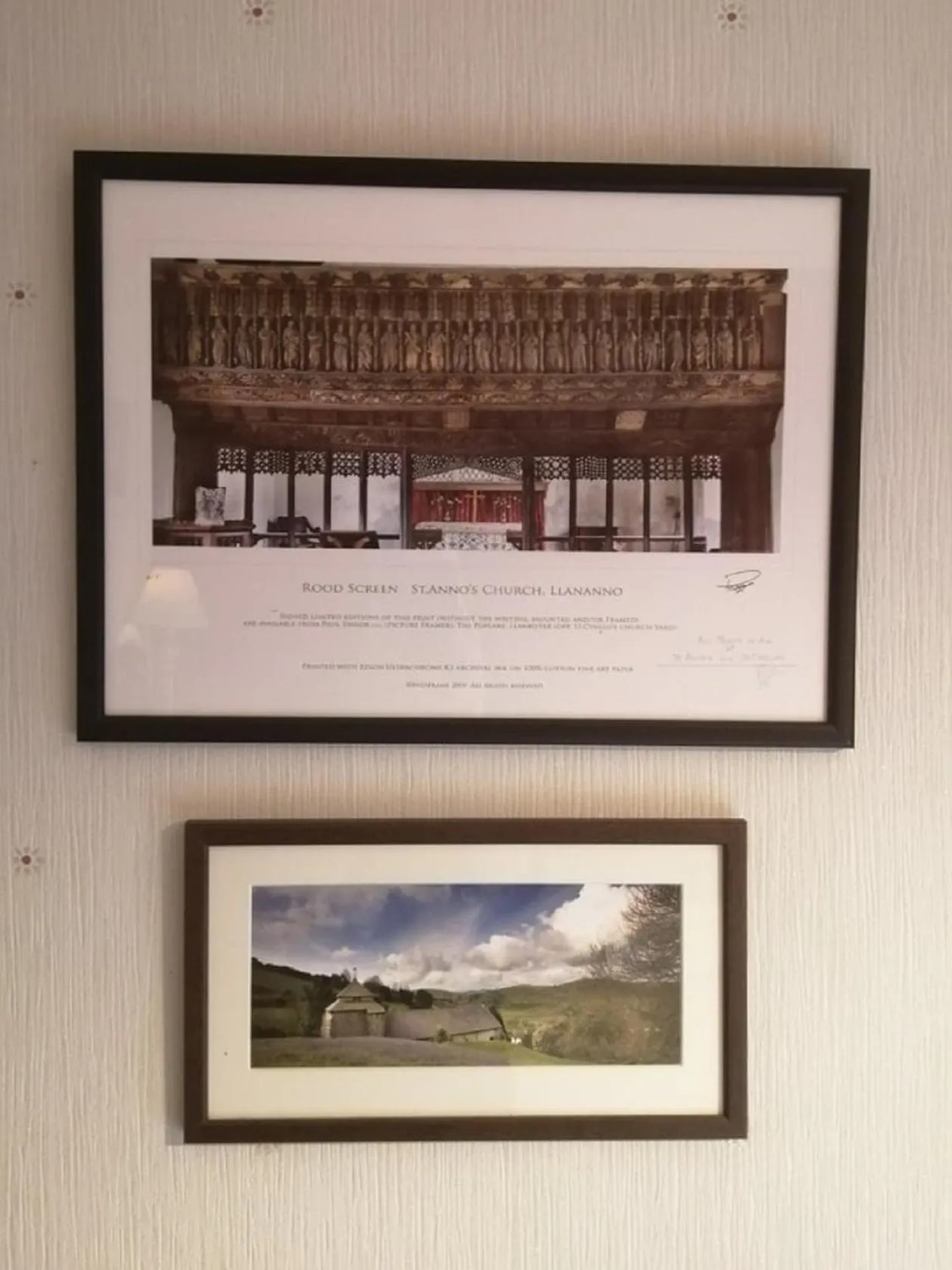 Decorative detail in Lion Hotel