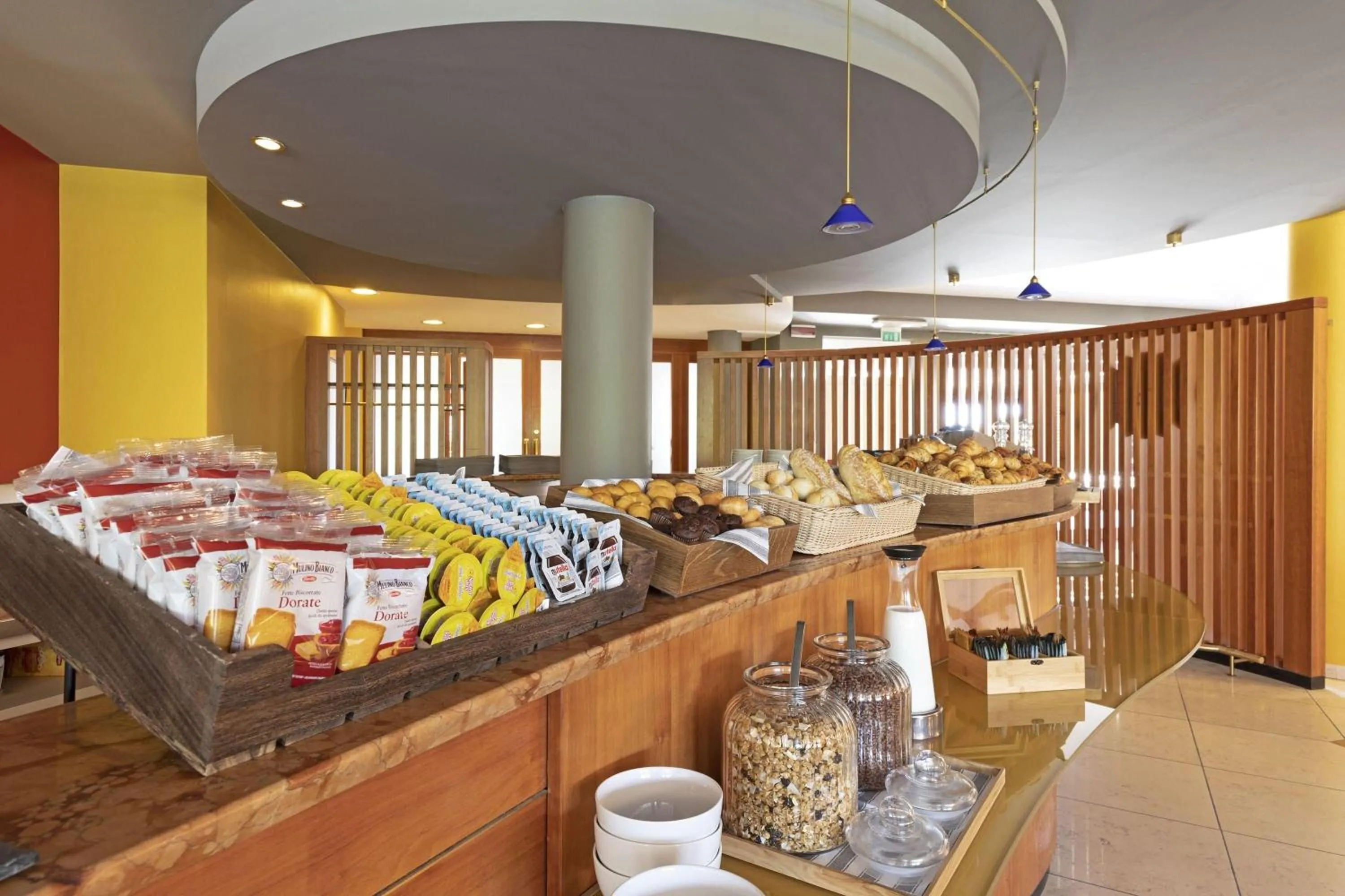 Restaurant/places to eat in B&B Hotel Affi - Lago di Garda