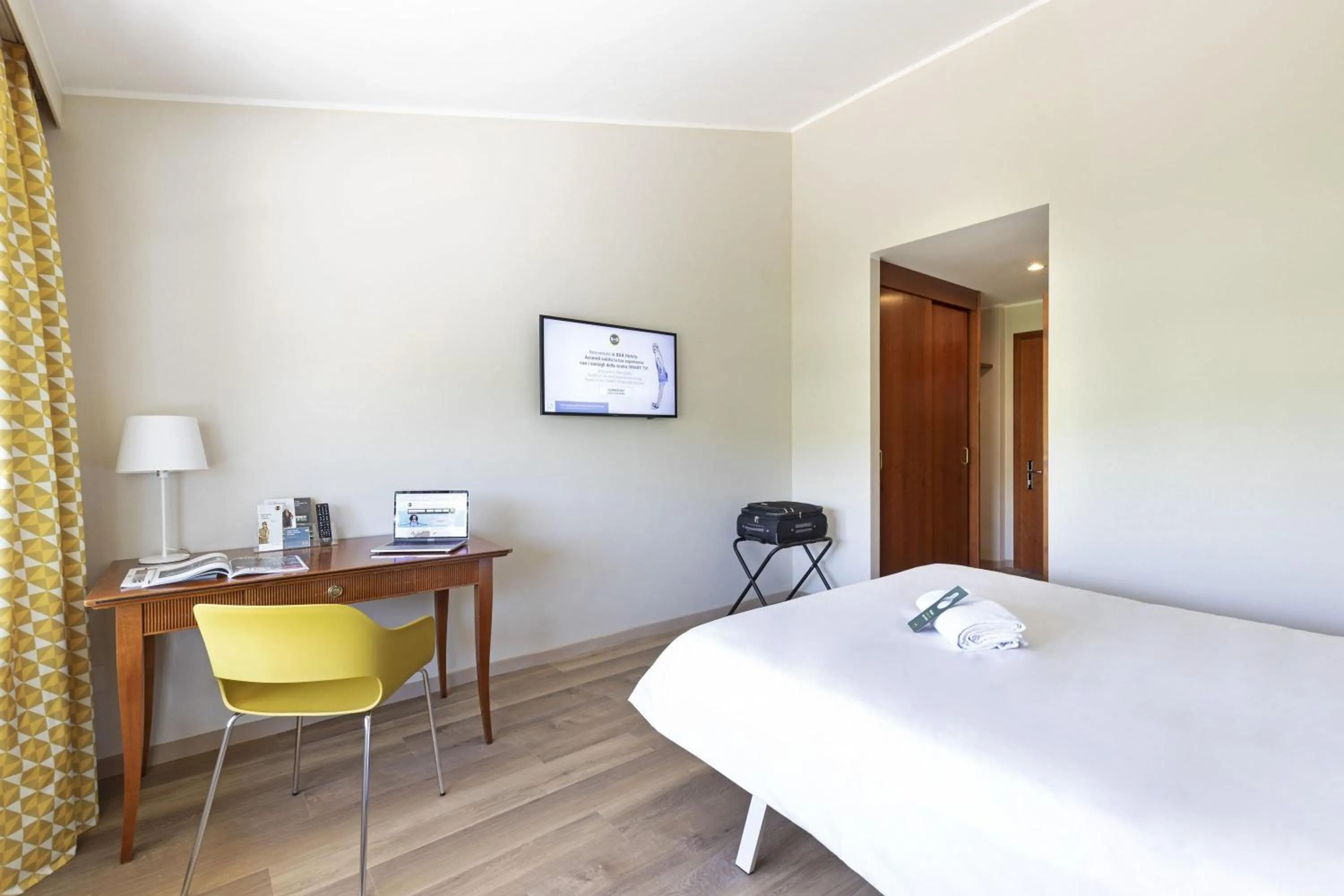 Photo of the whole room, Bed in B&B Hotel Affi - Lago di Garda