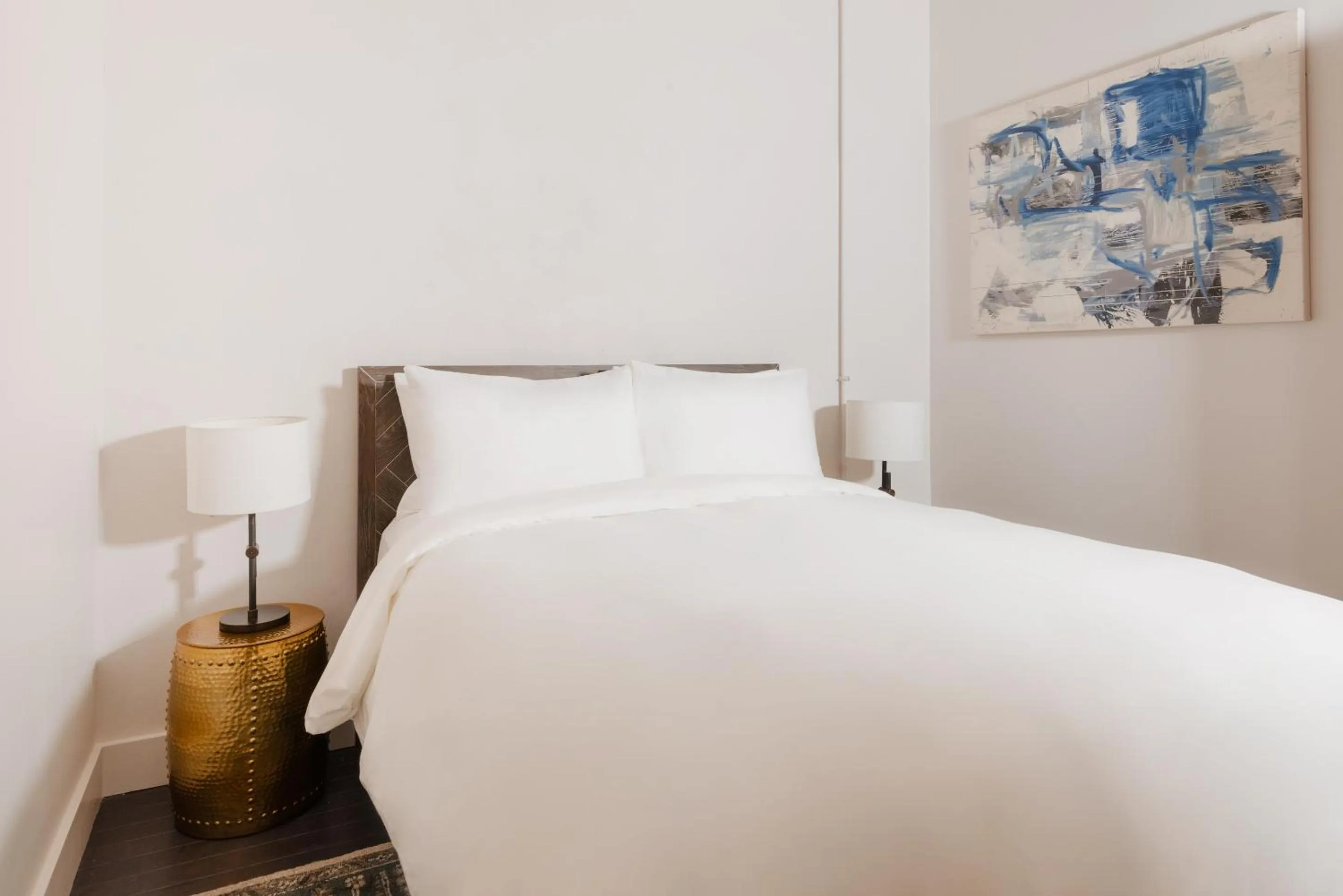 Bed in Sonder The Gallier