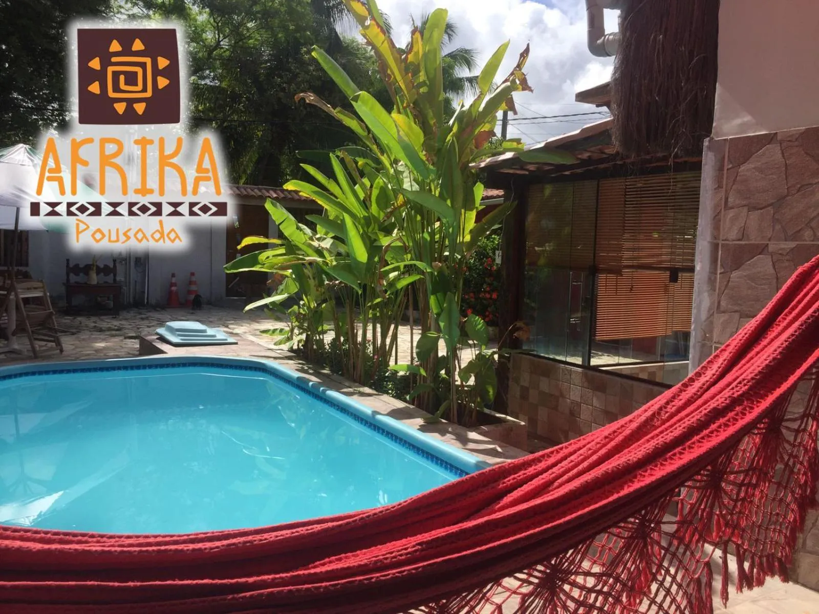 Swimming pool in Pousada Afrika