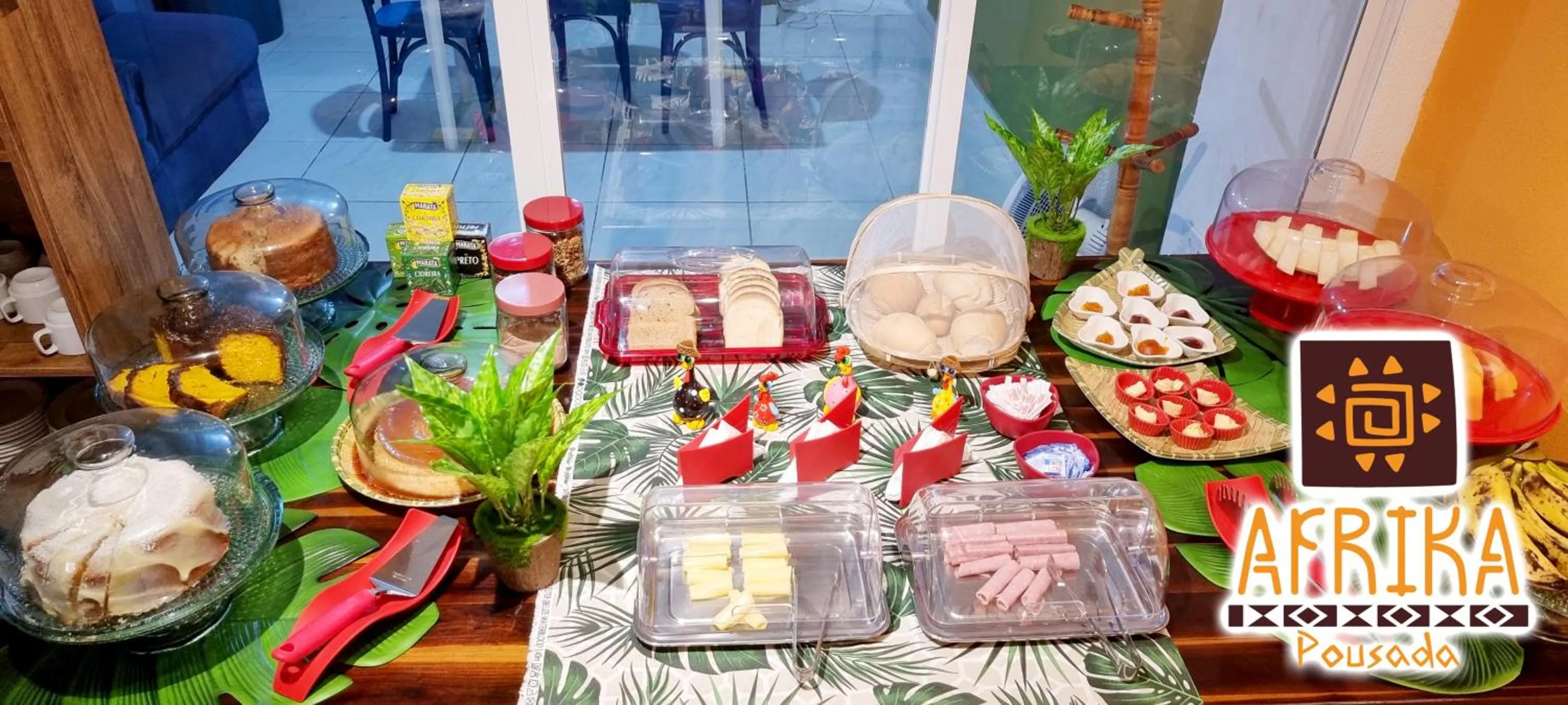 Continental breakfast in Pousada Afrika