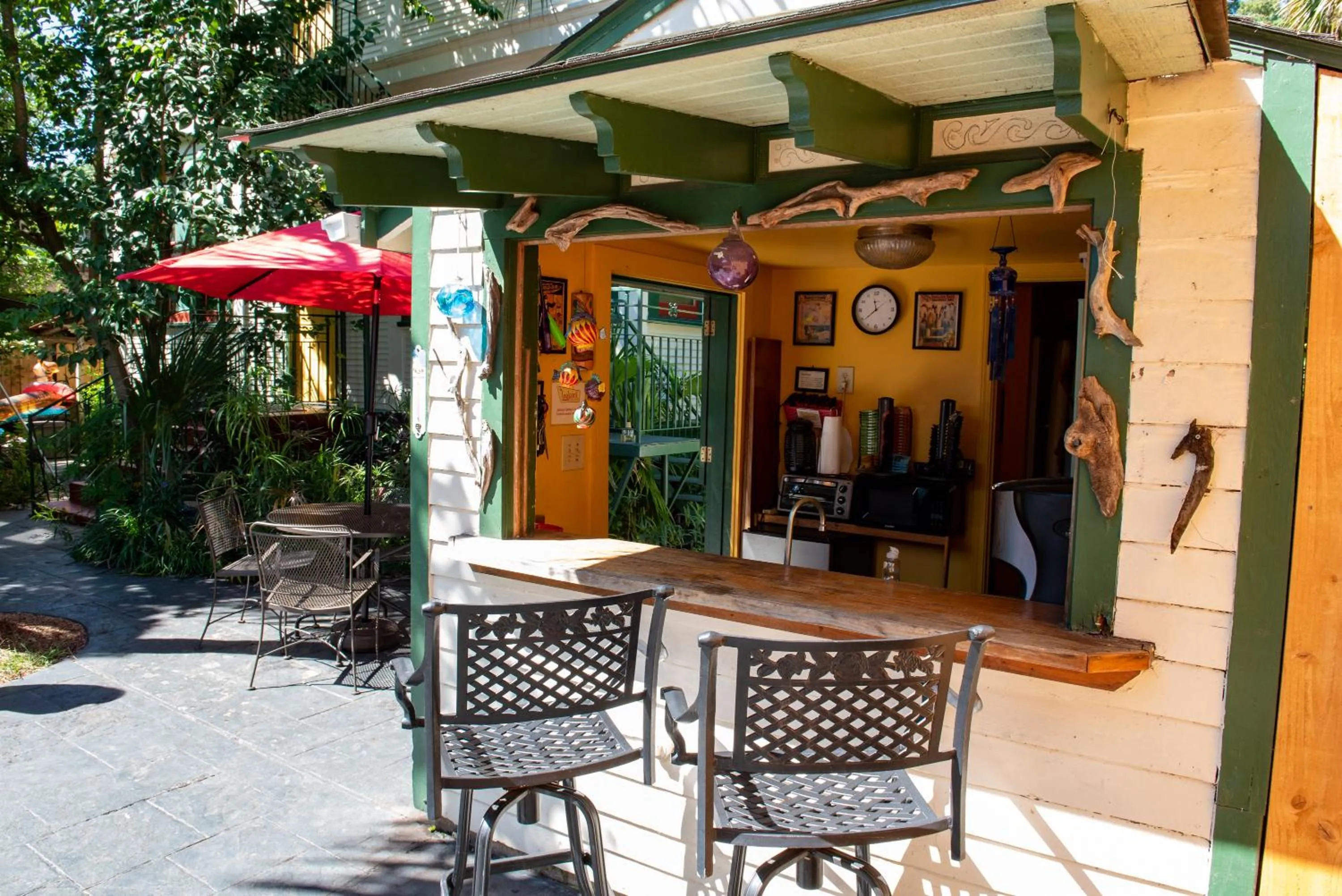 Property building in The Lookout Inn