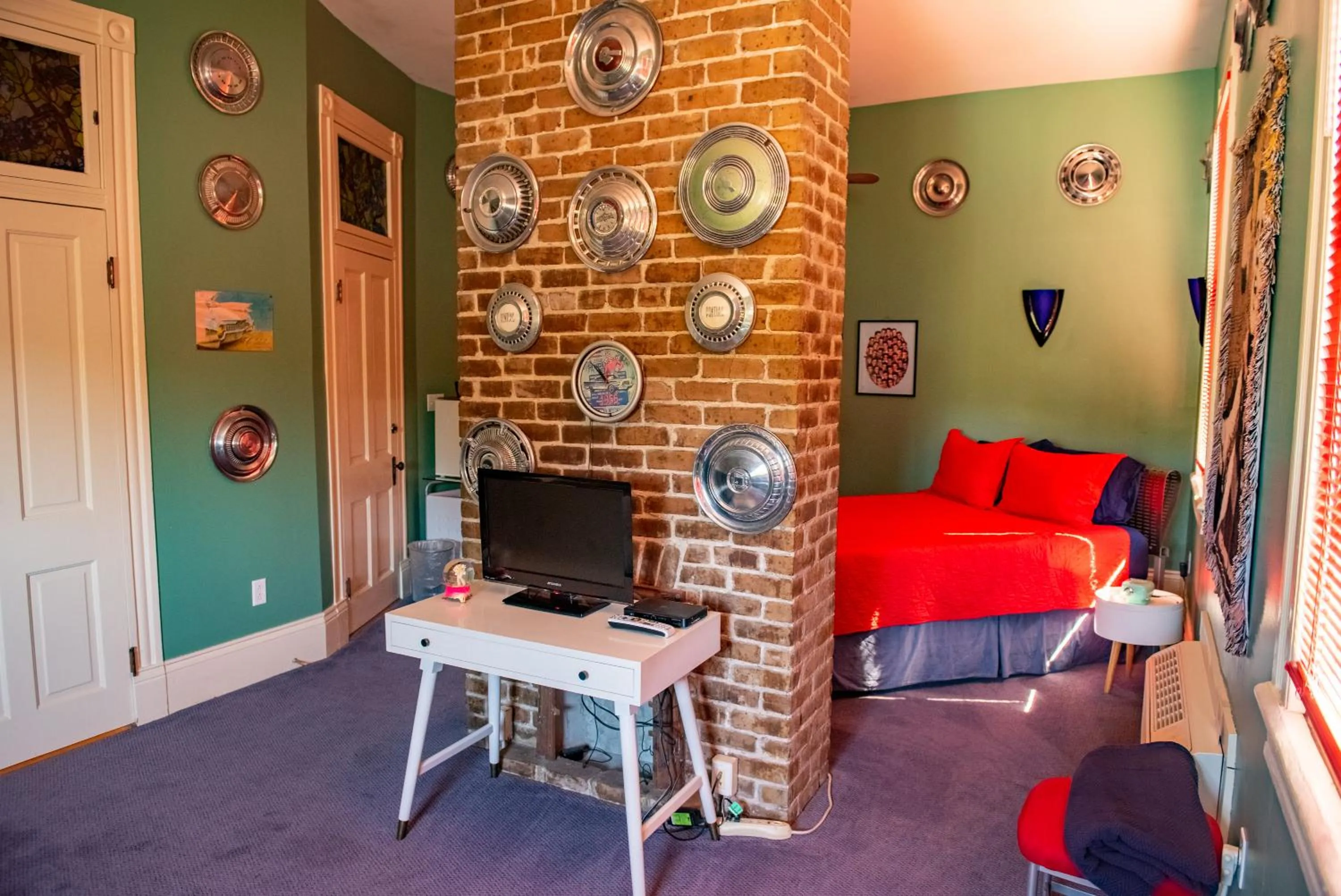 Living room in The Lookout Inn