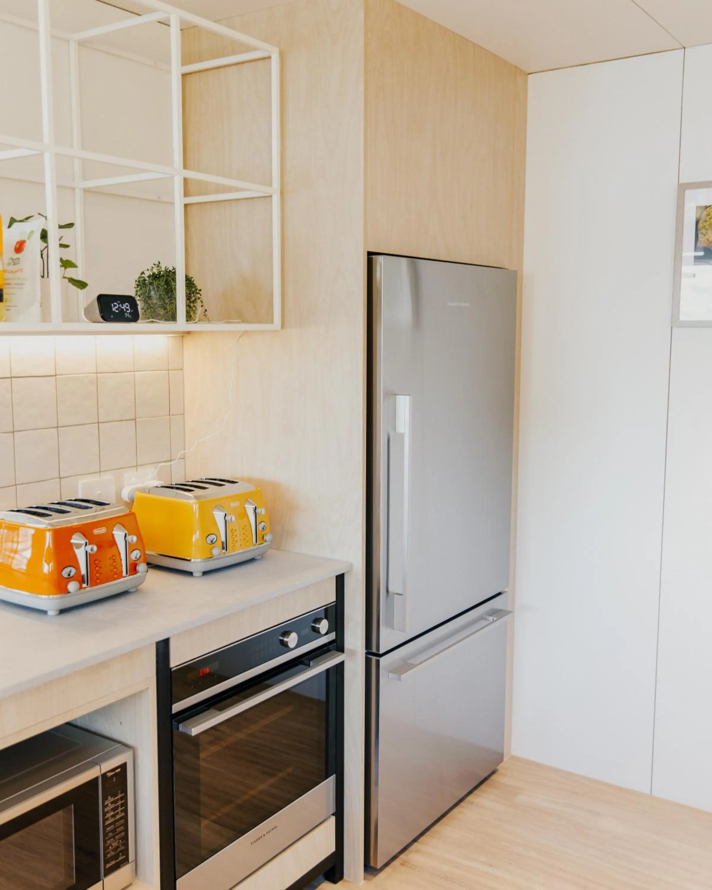 Communal kitchen in Driftaway Queenstown