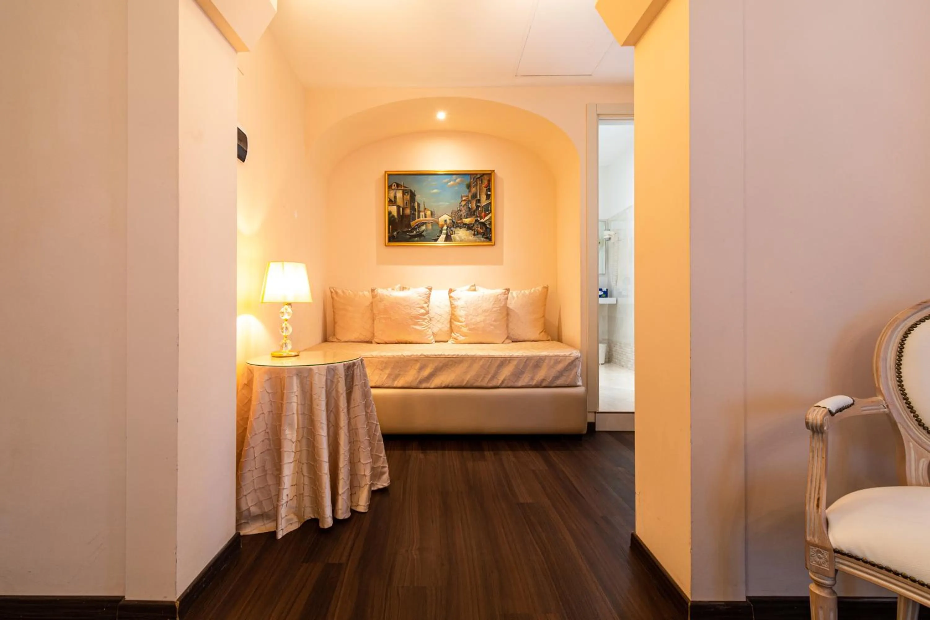 Photo of the whole room, Bed in Hotel Principe