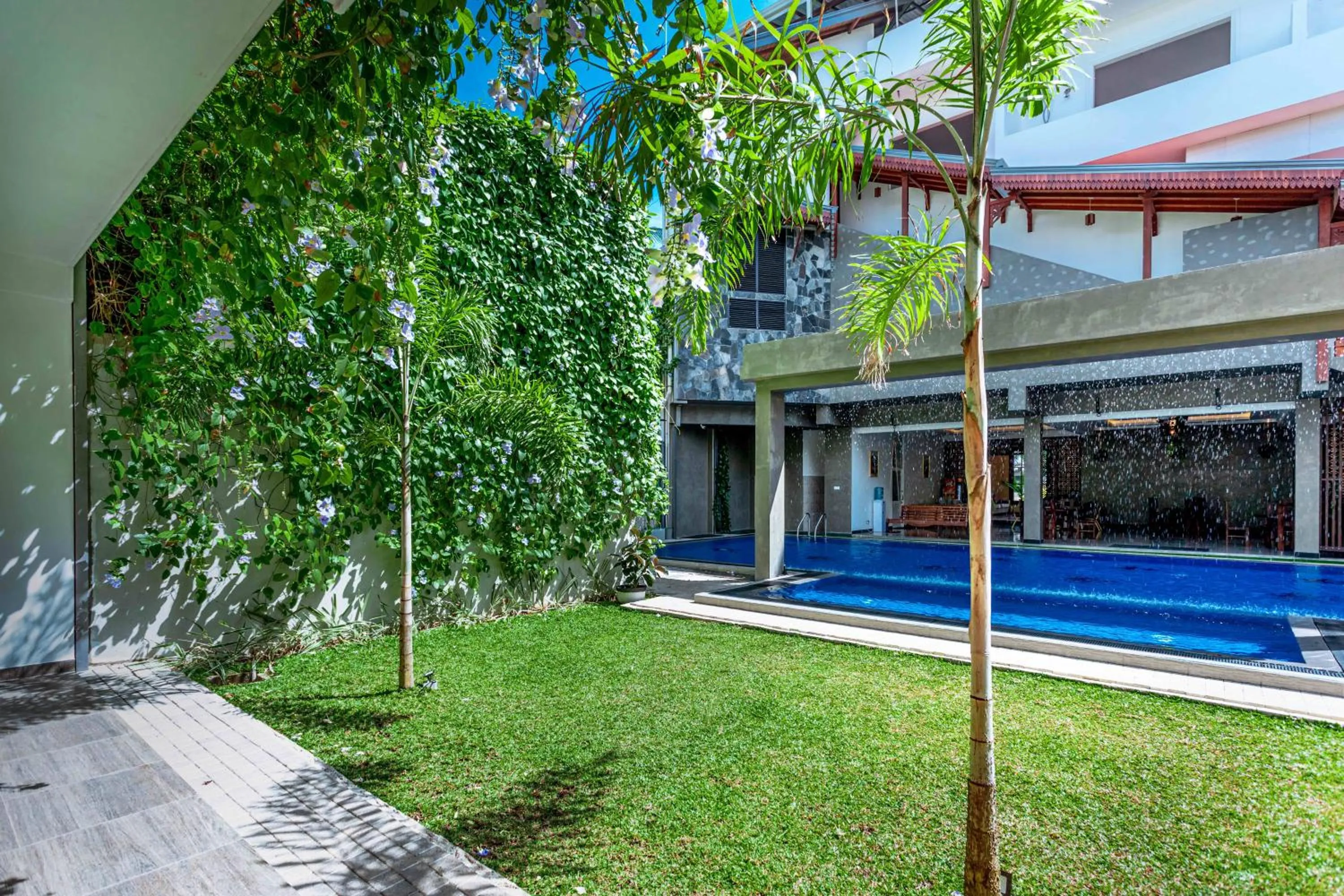 Garden in Polhena Grand Resort & Banquet