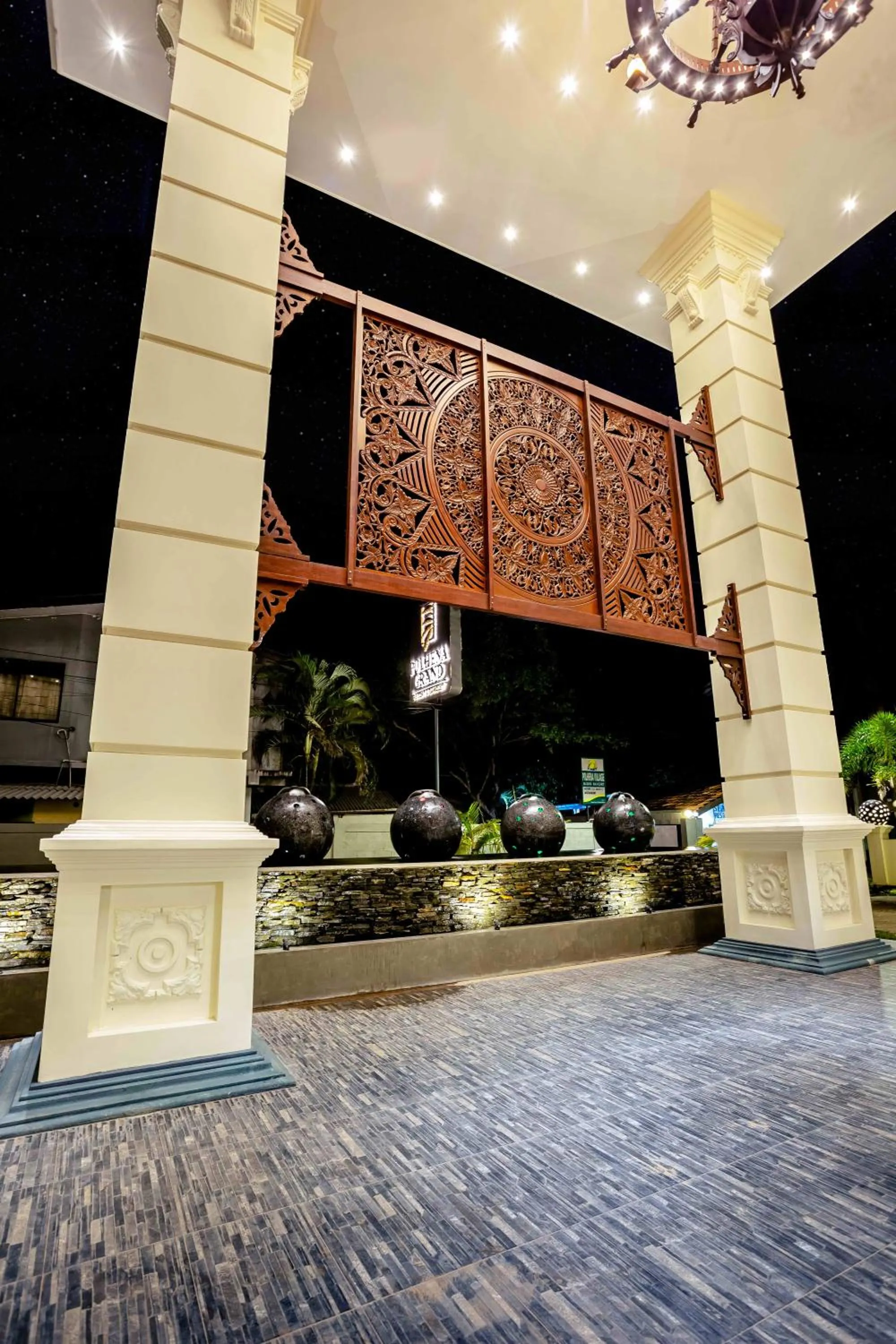 Facade/entrance in Polhena Grand Resort & Banquet
