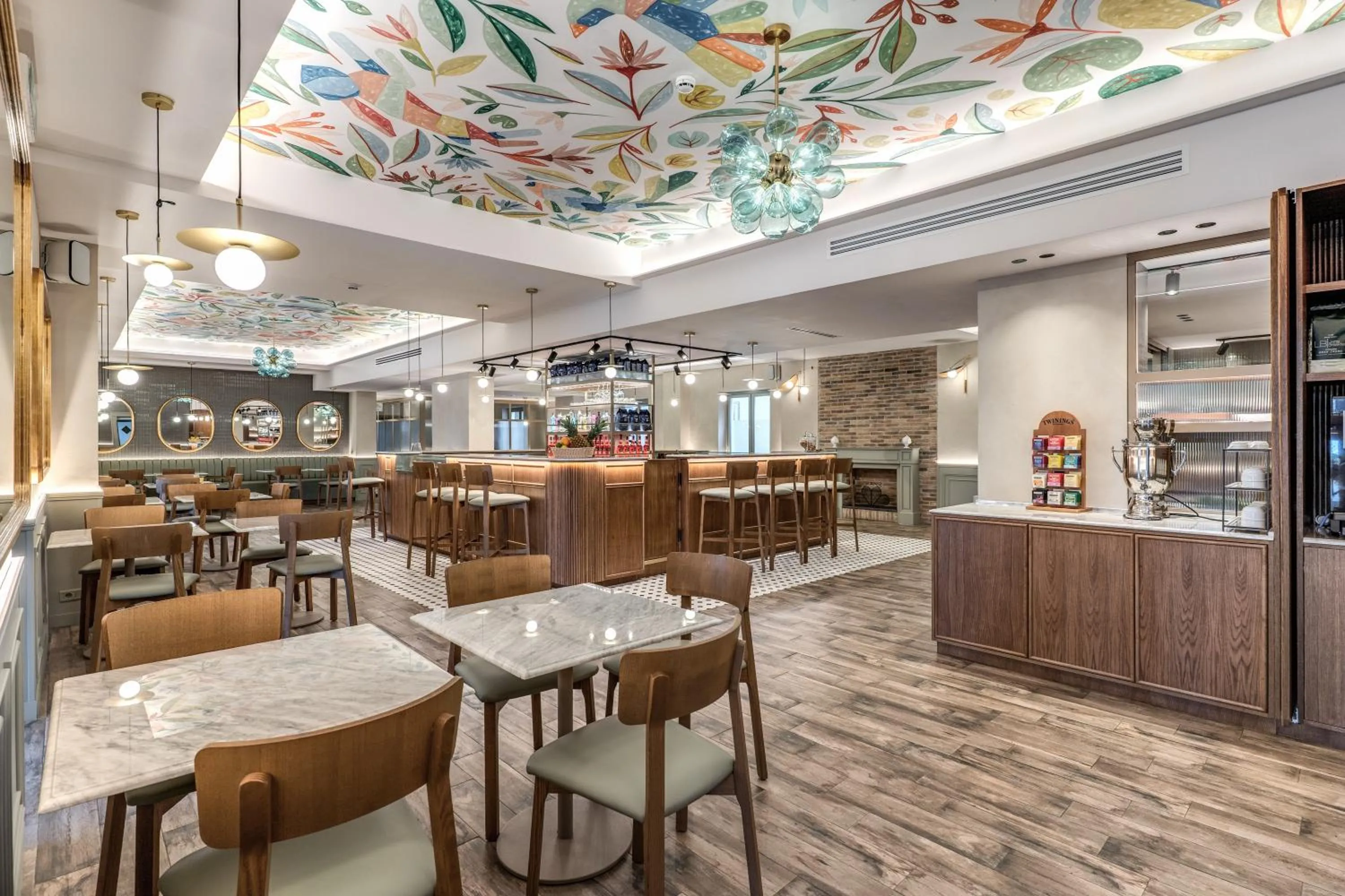 Restaurant/places to eat in Hotel Isola Sacra Rome Airport