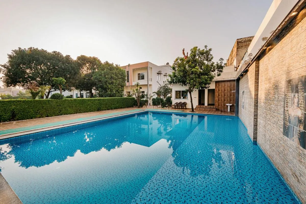 Swimming pool in Aditya Palace