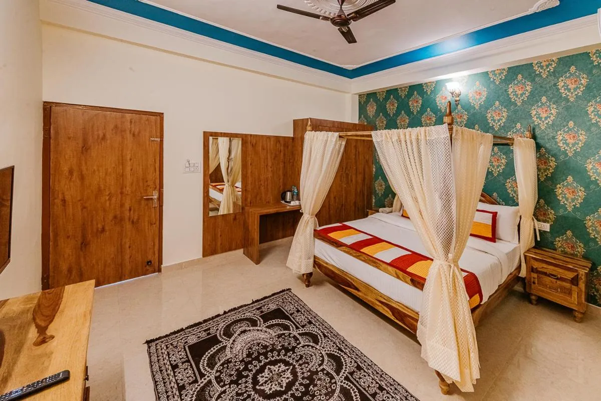 Photo of the whole room in Aditya Palace