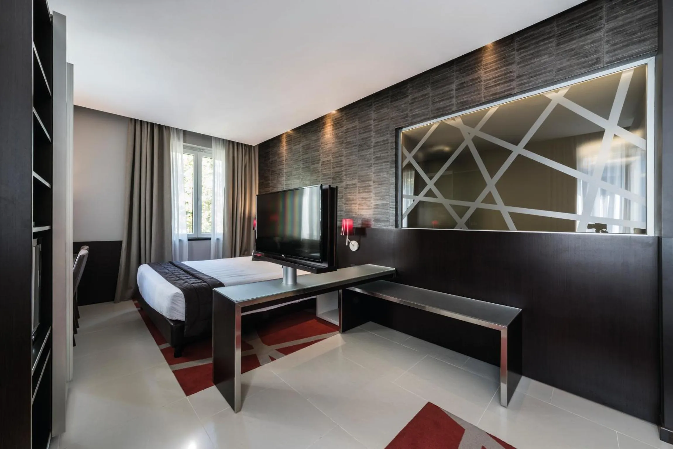 TV and multimedia in Hotel Manin