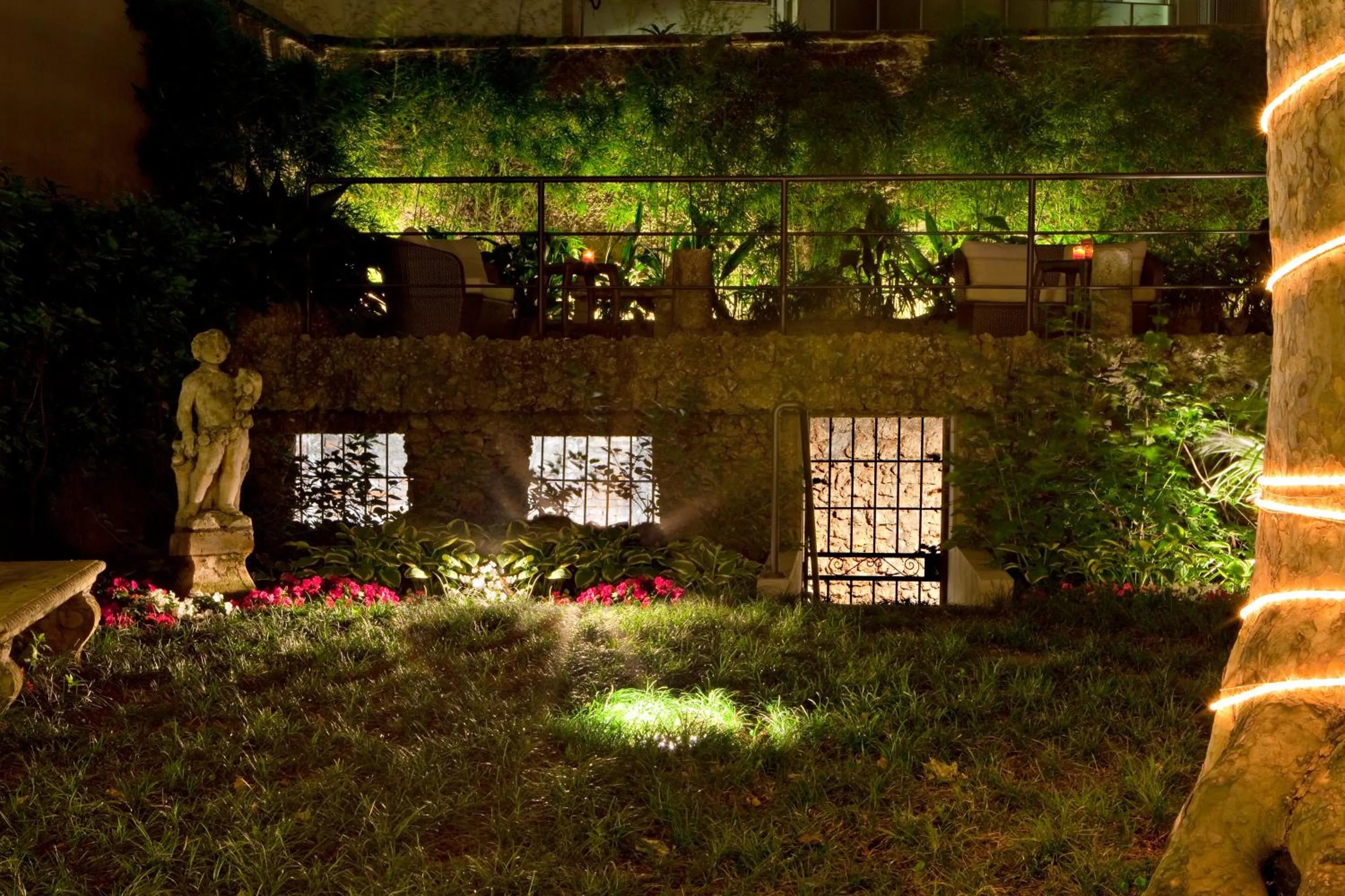 Patio in Hotel Manin