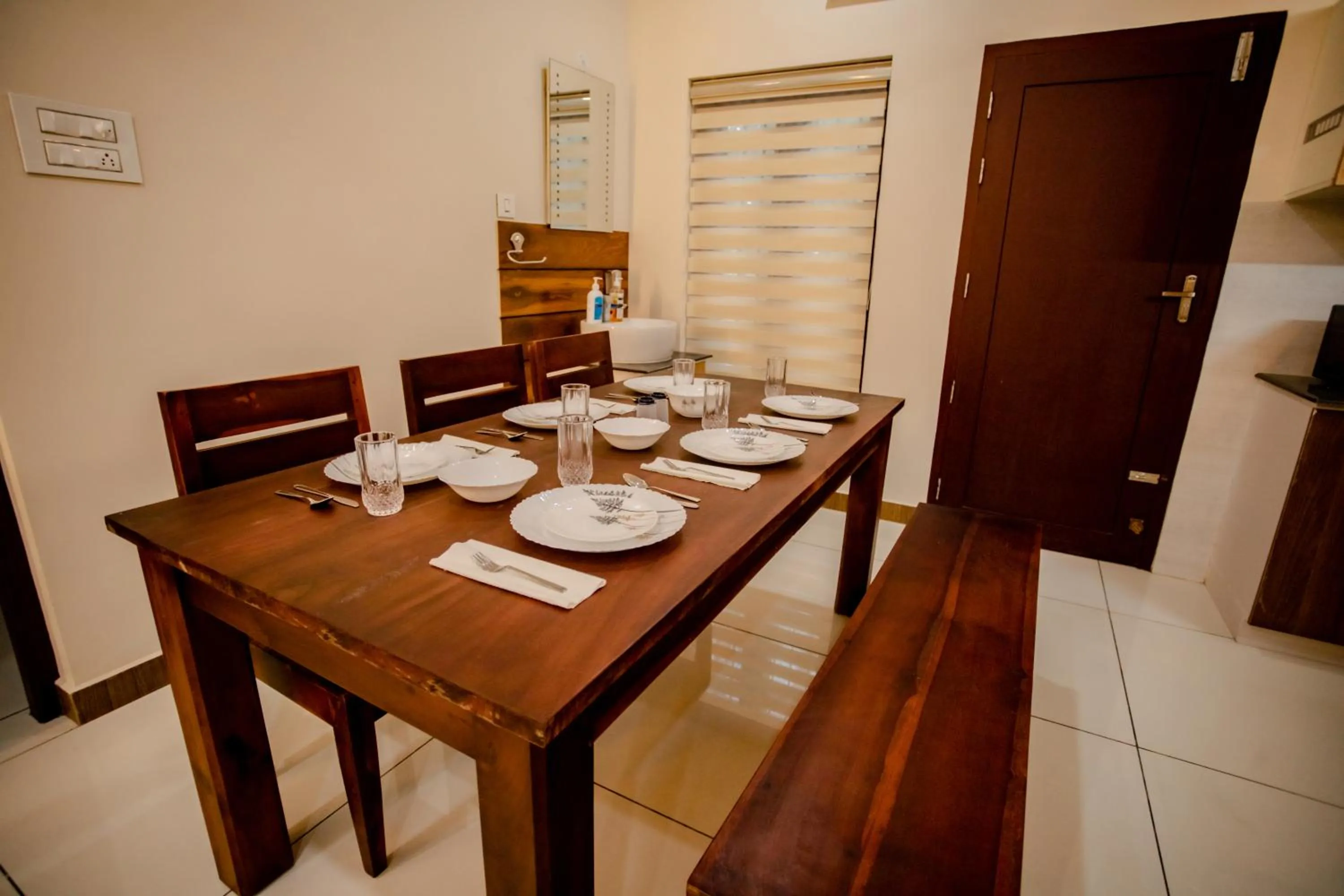 Coffee/tea facilities in Cliff Way Apartments