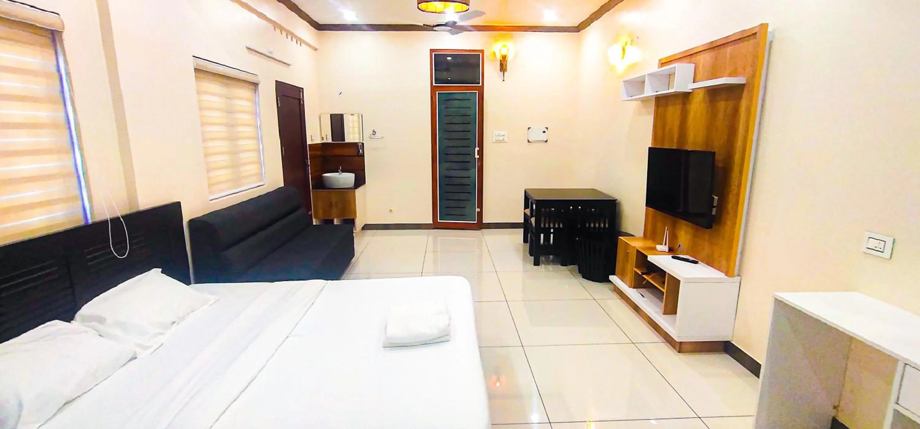 Bed in Cliff Way Apartments