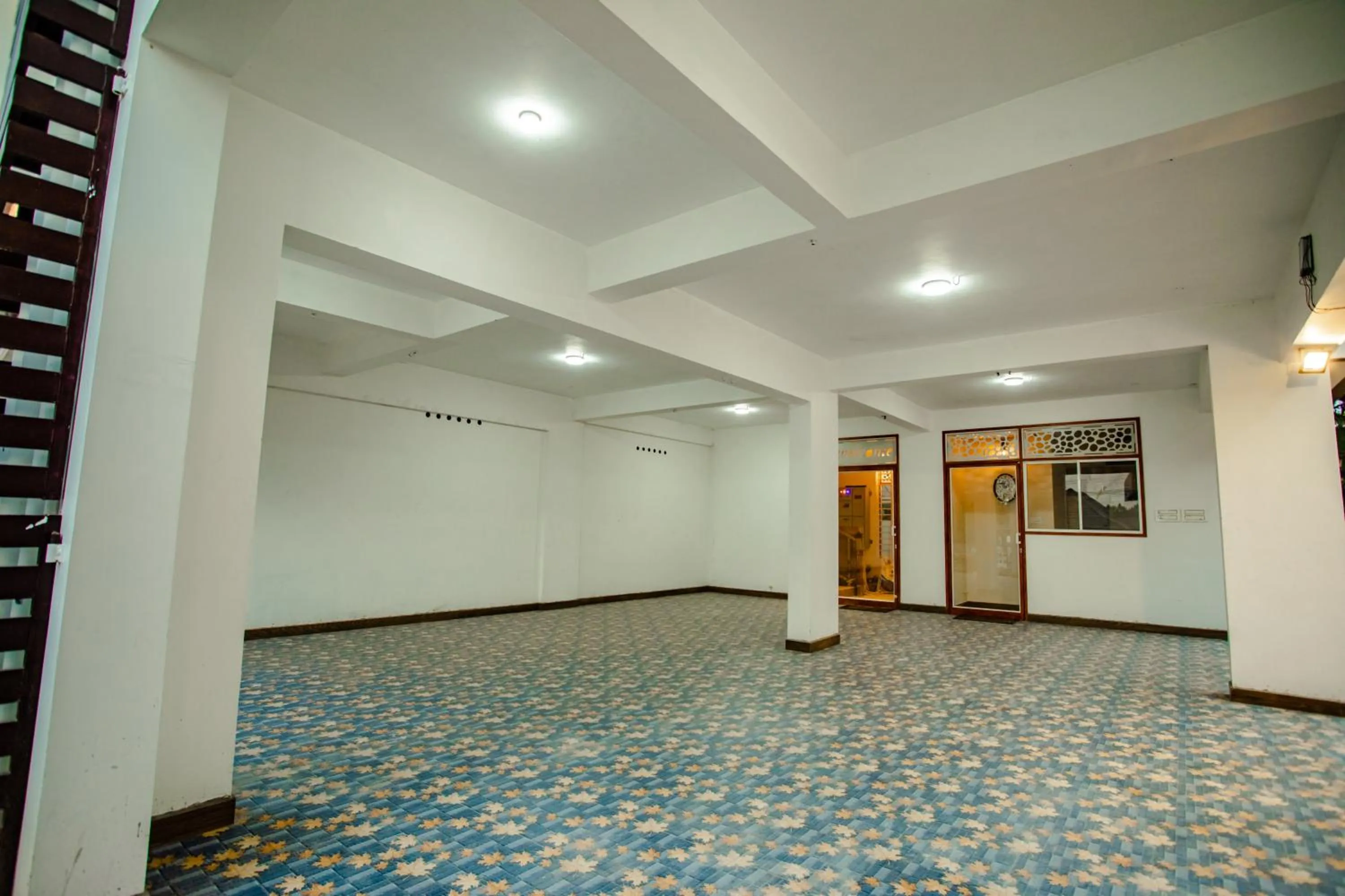 Cliff Way Apartments