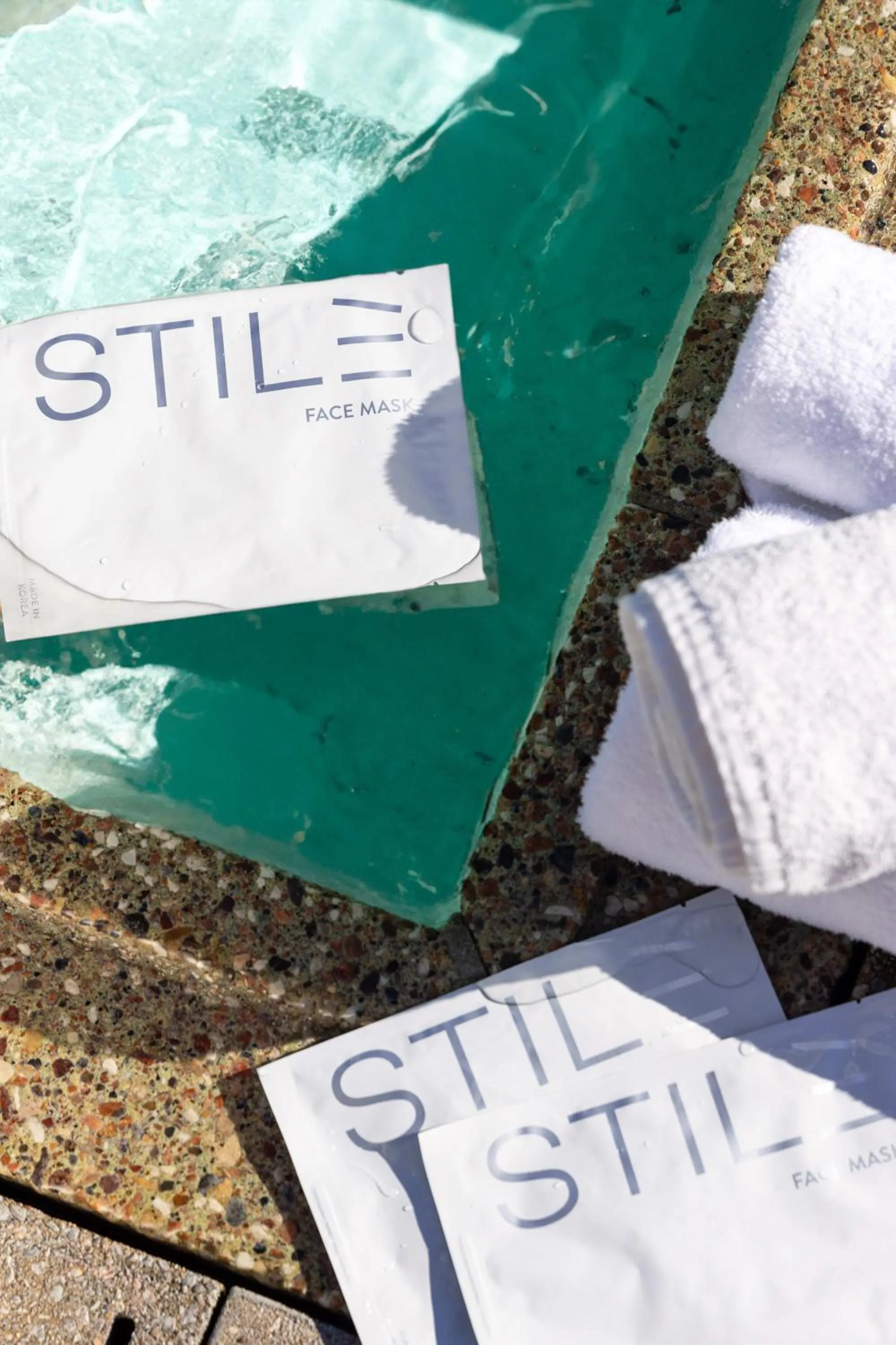 Swimming pool in Stile Downtown Los Angeles By Kasa