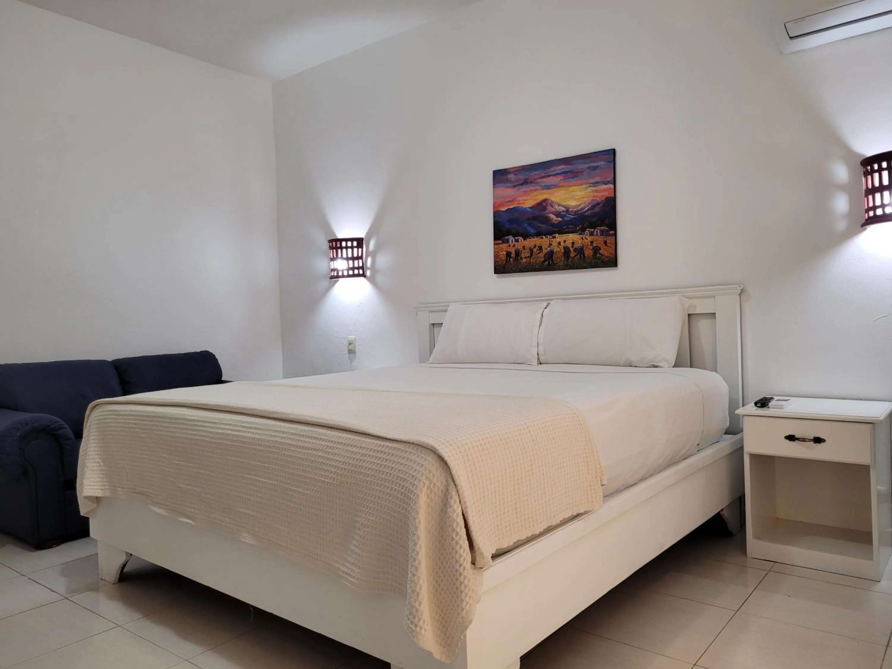 Bedroom, Bed in Drake Bolivar Santo Domingo