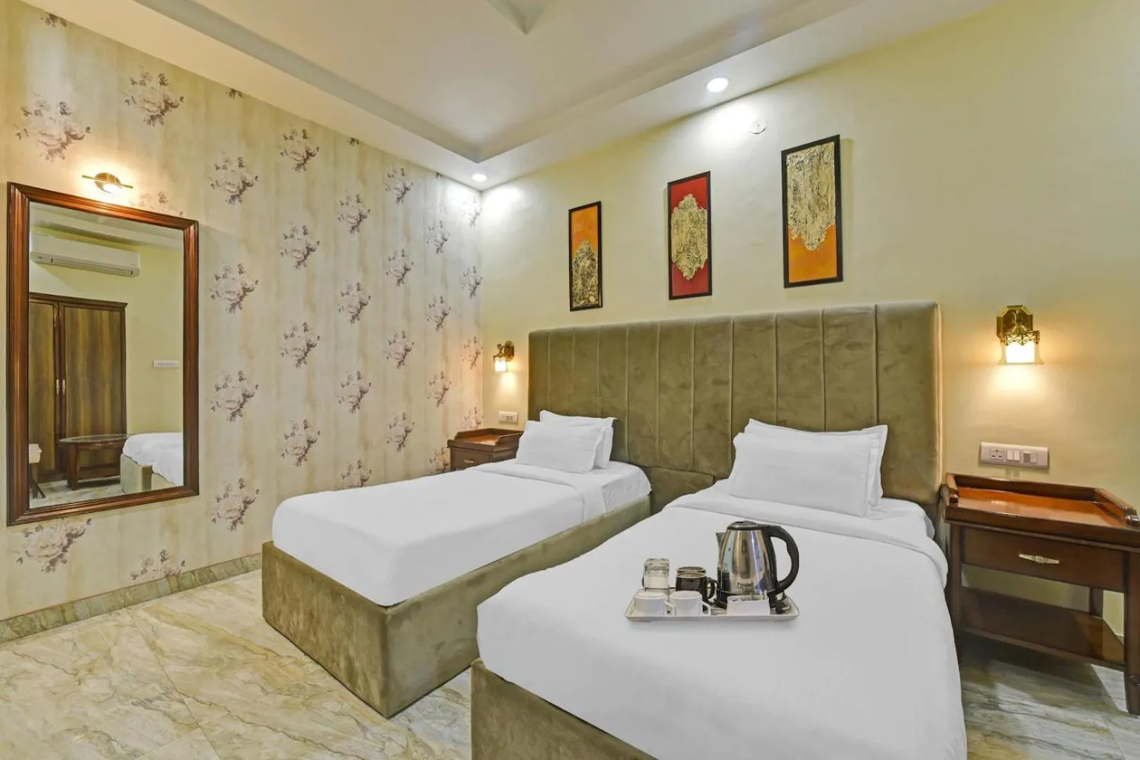 Bed in Hotel King's Turban