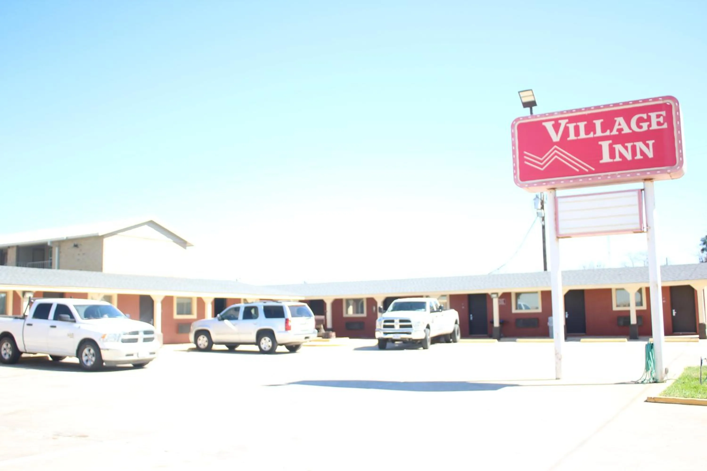 Village Inn Cotulla