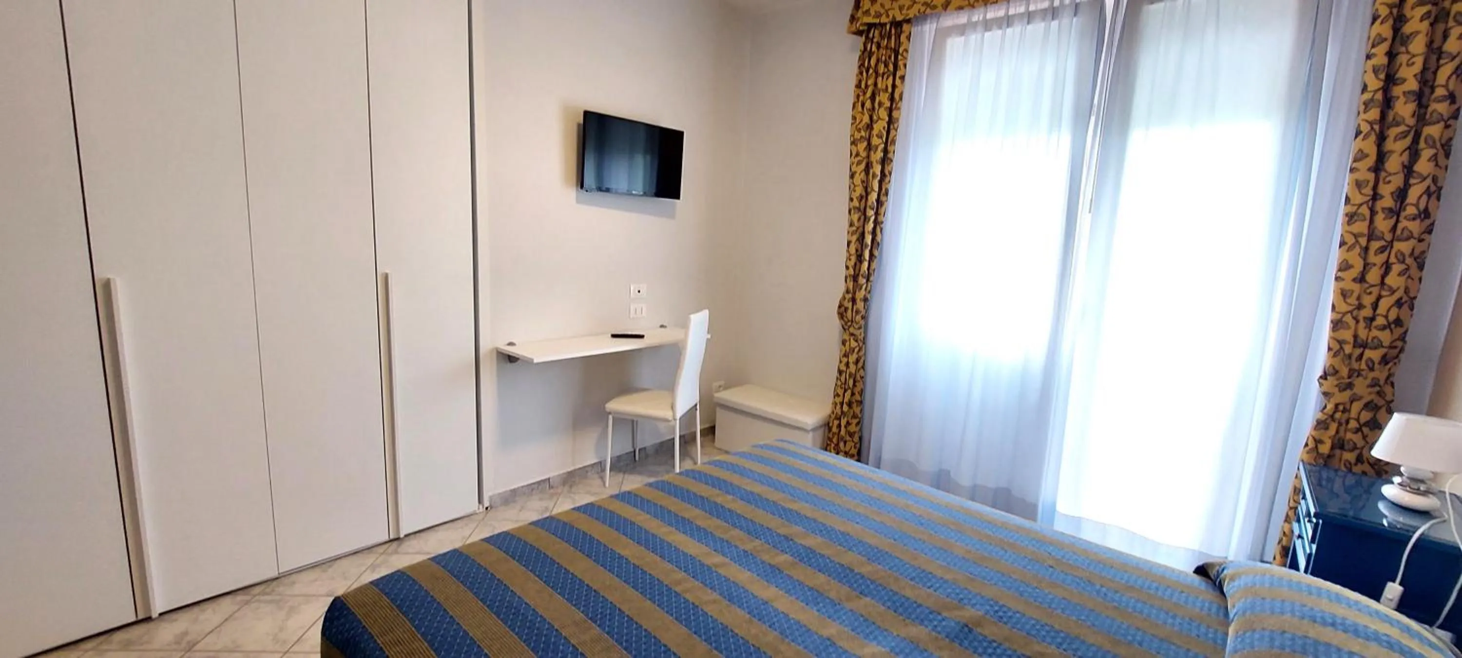 Bed in Hotel Viña del Mar Pineta