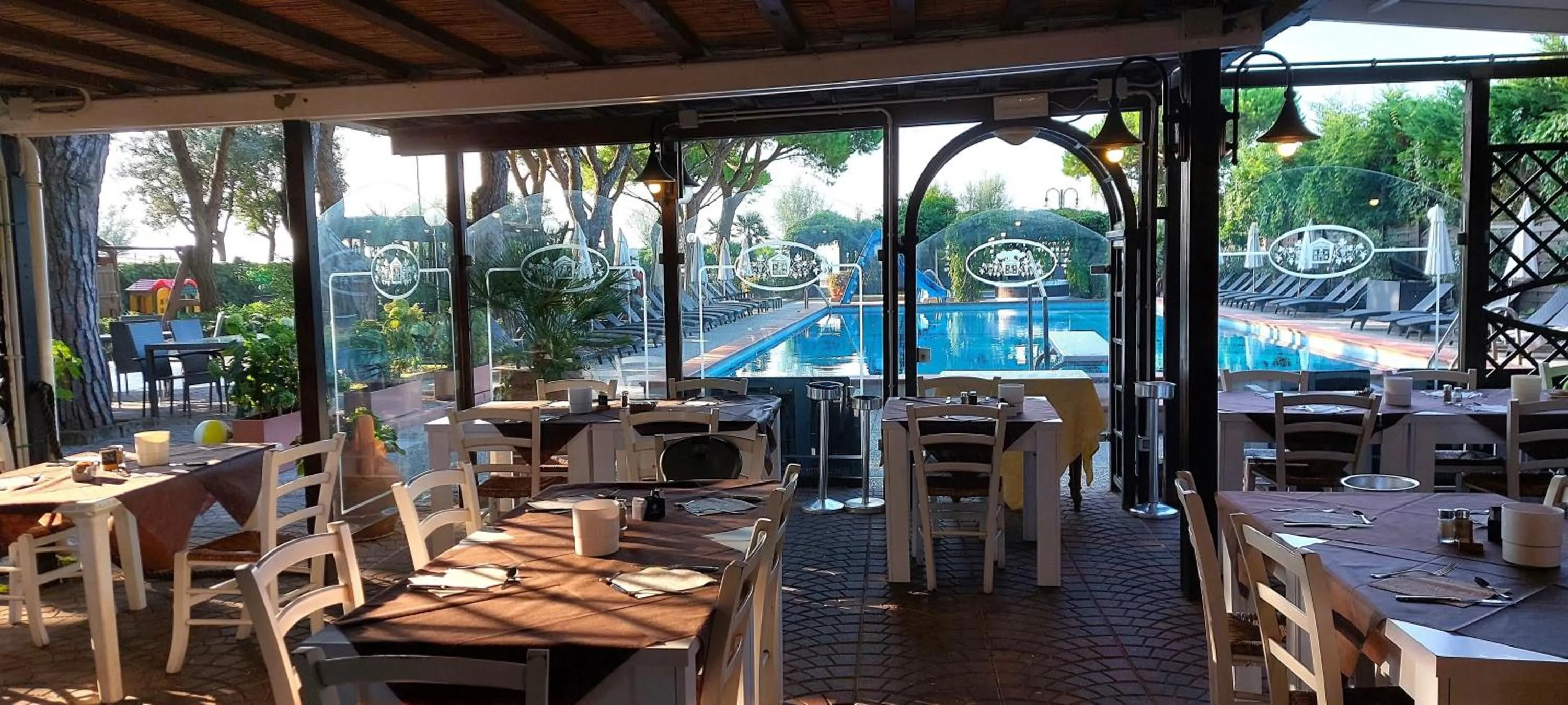 Restaurant/places to eat in Hotel Viña del Mar Pineta