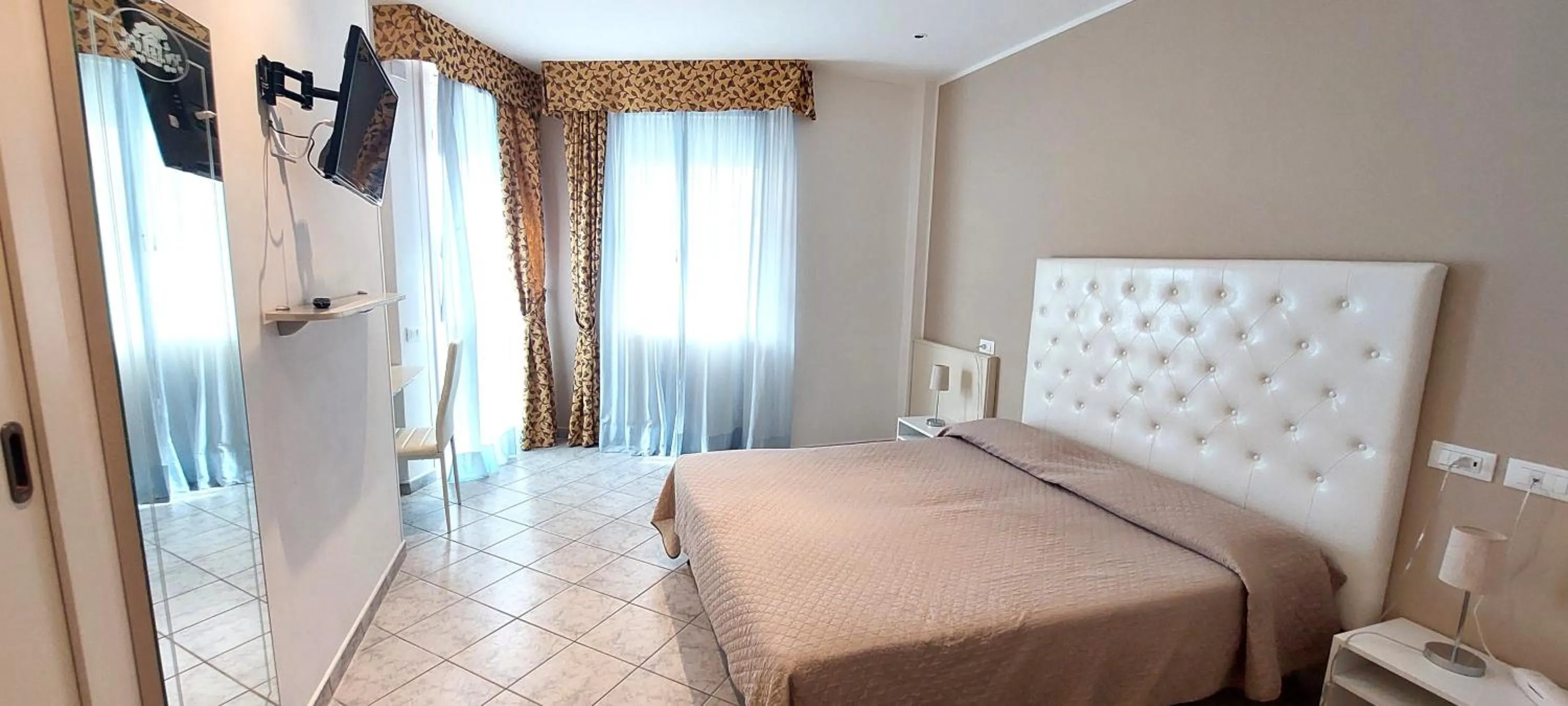 Bed in Hotel Viña del Mar Pineta