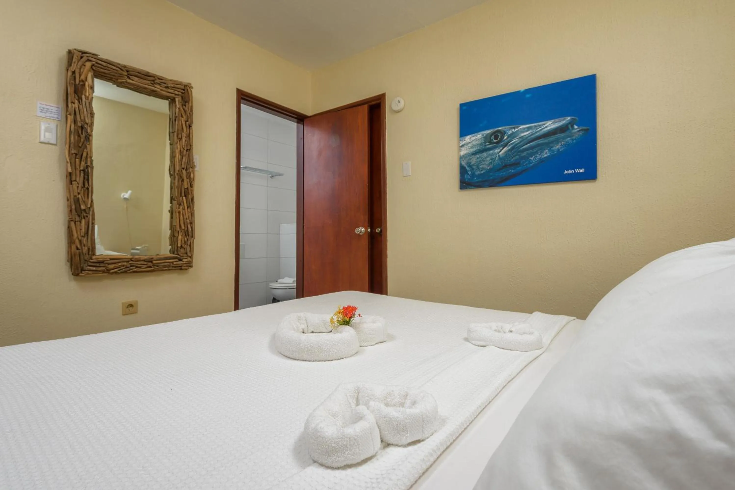 Bed in Buddy Dive Resort