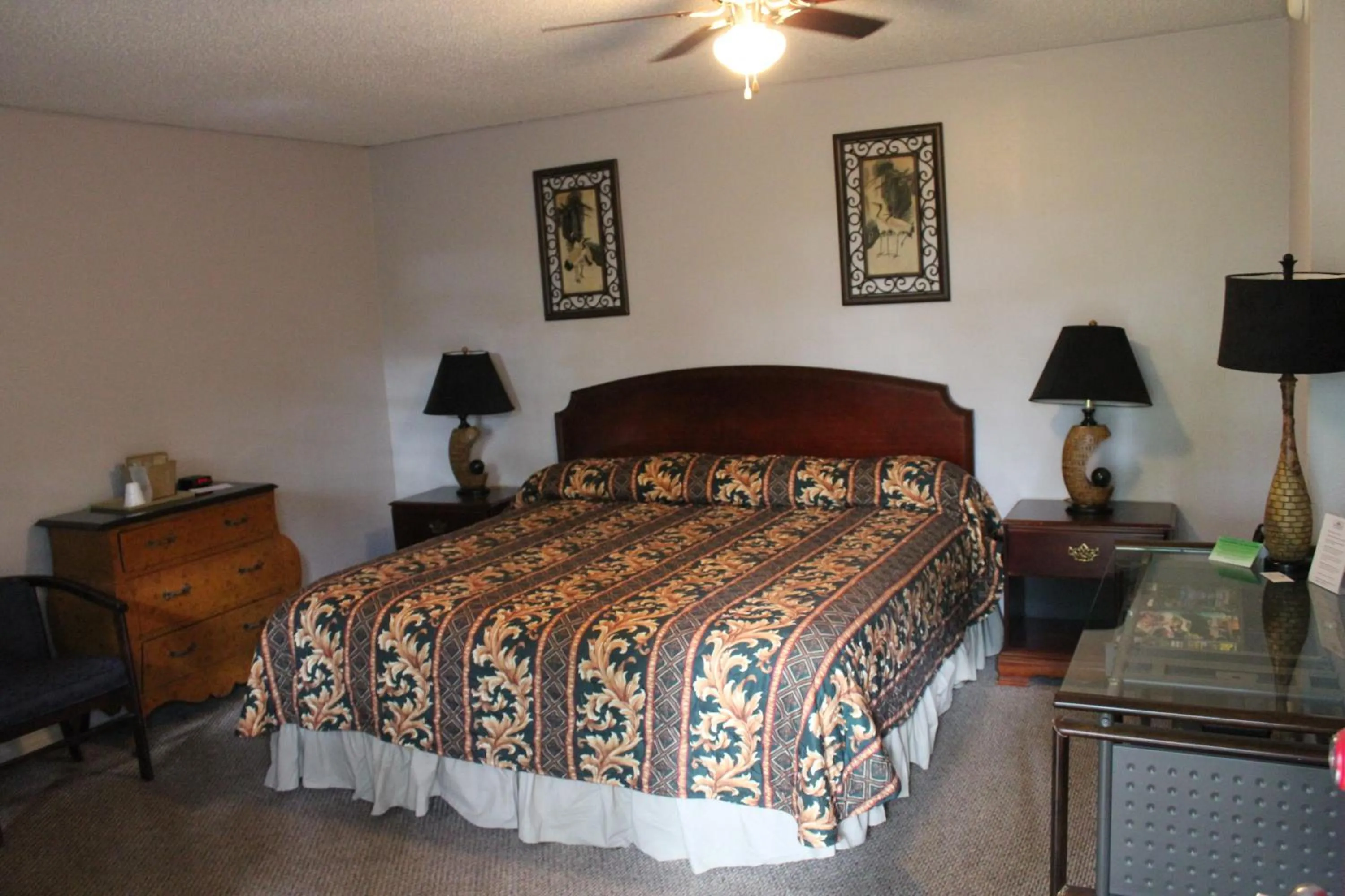 Bed in Brydan Suites