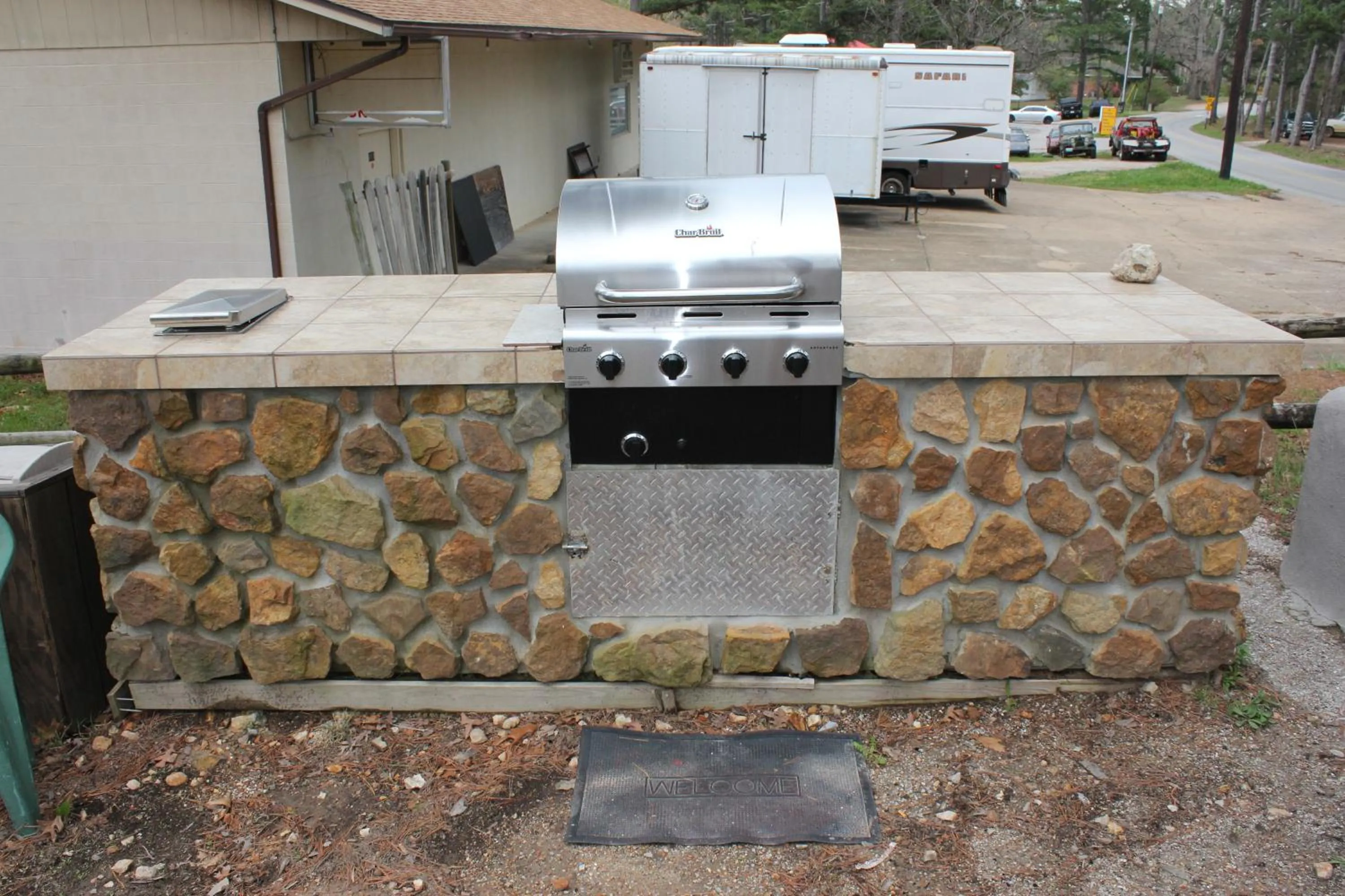 BBQ facilities in Brydan Suites
