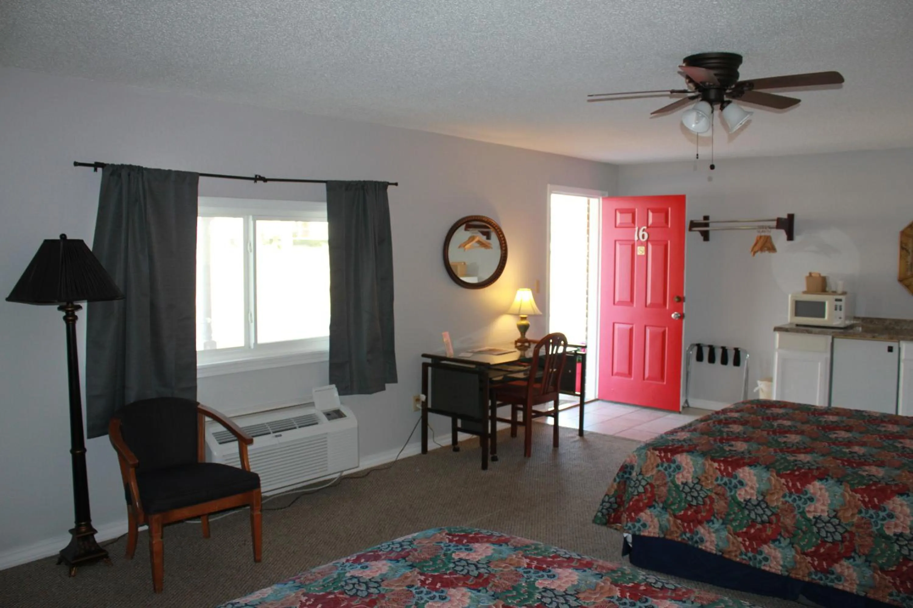 Decorative detail, Bed in Brydan Suites