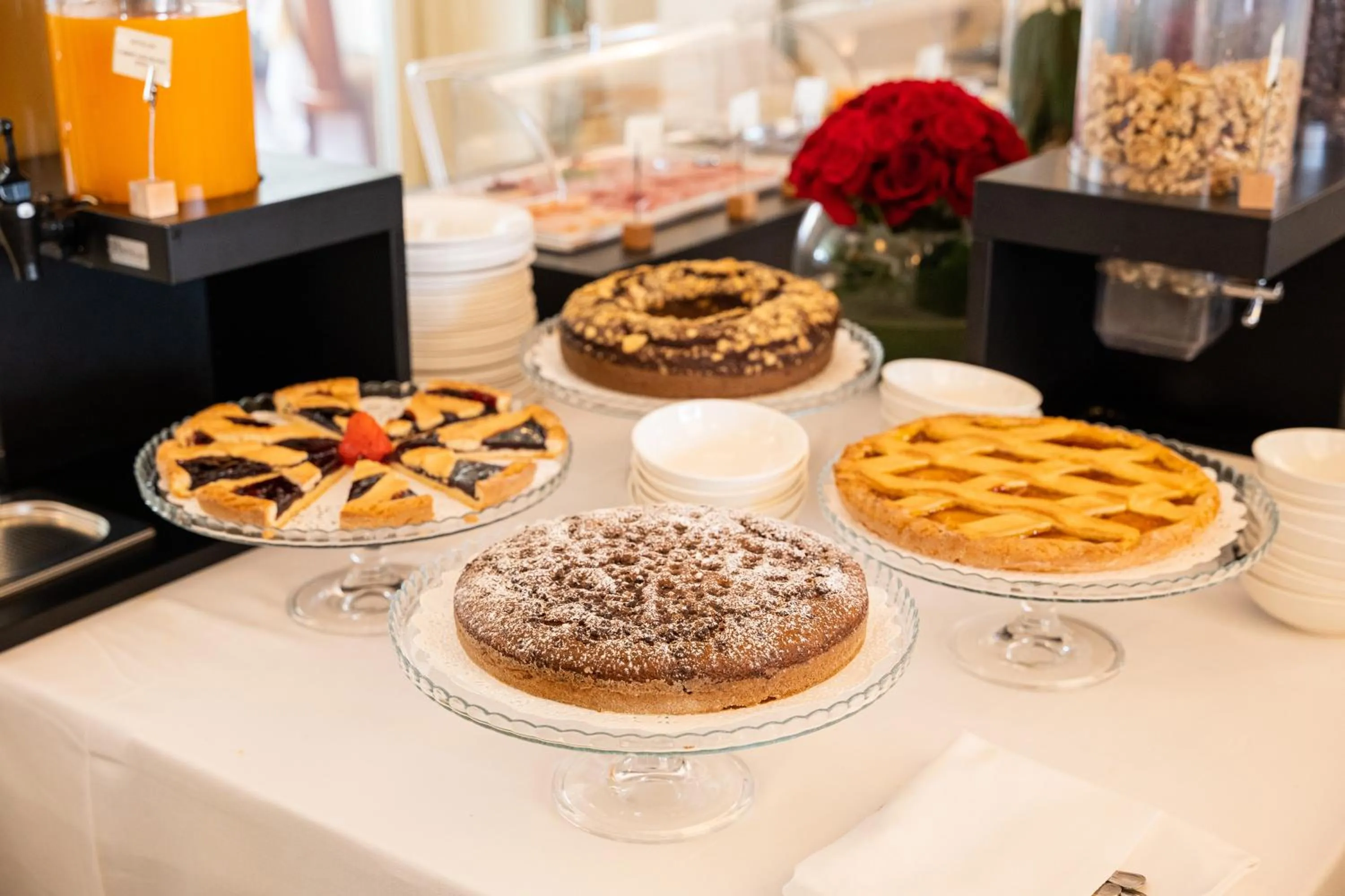 Breakfast in Hotel Mecenate Palace