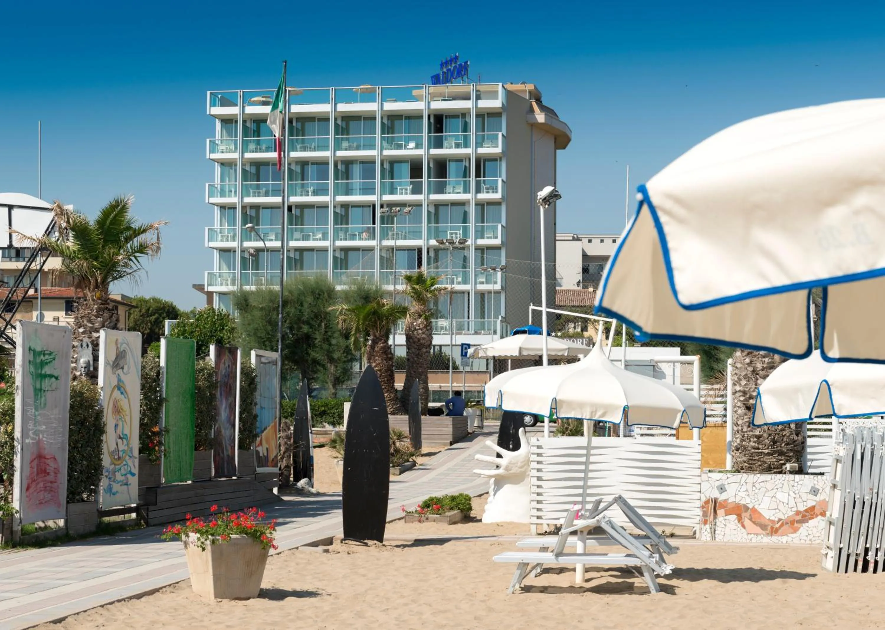 Beach in Waldorf Suite Hotel