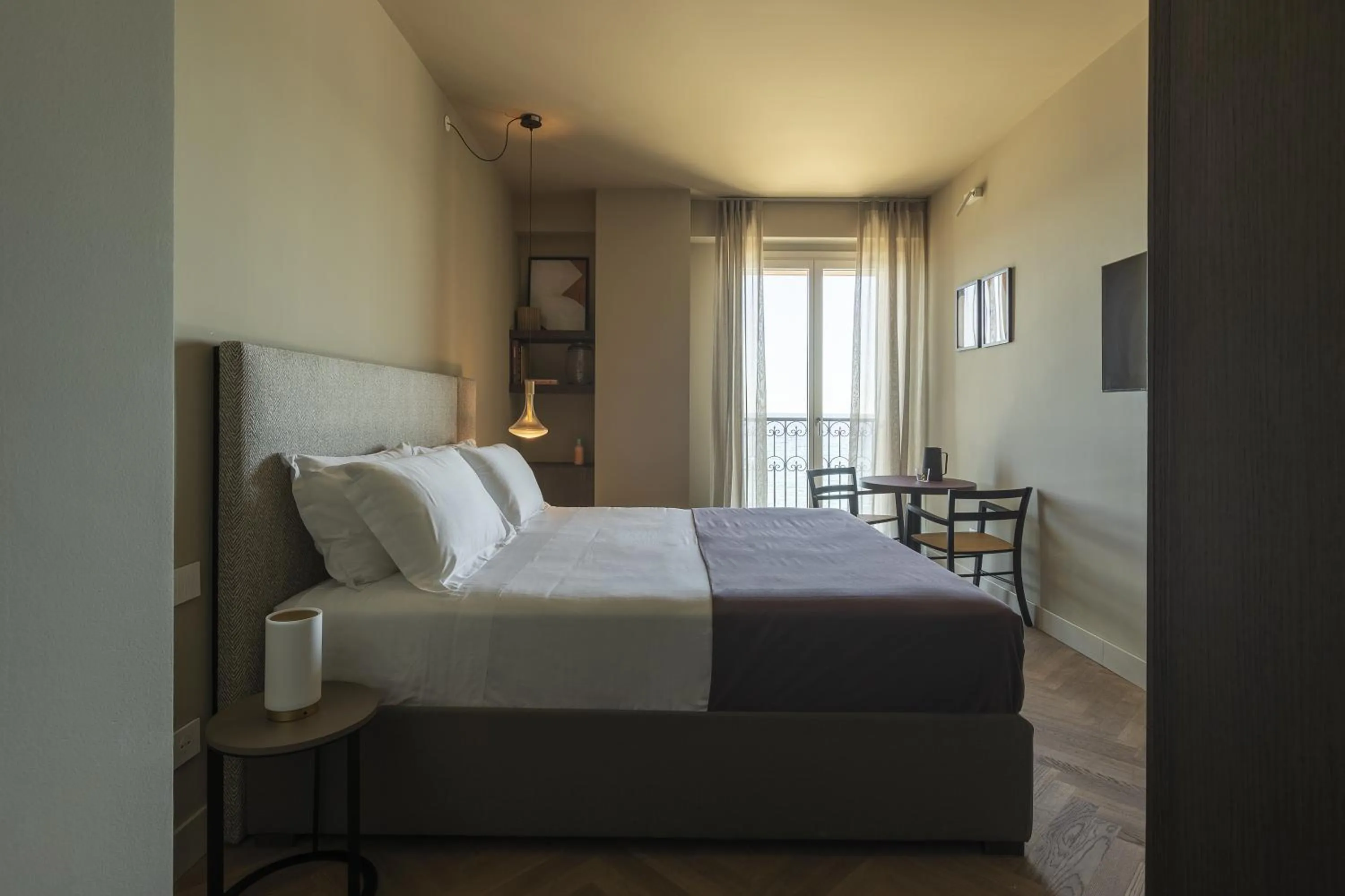 Photo of the whole room, Bed in Hotel Windsor