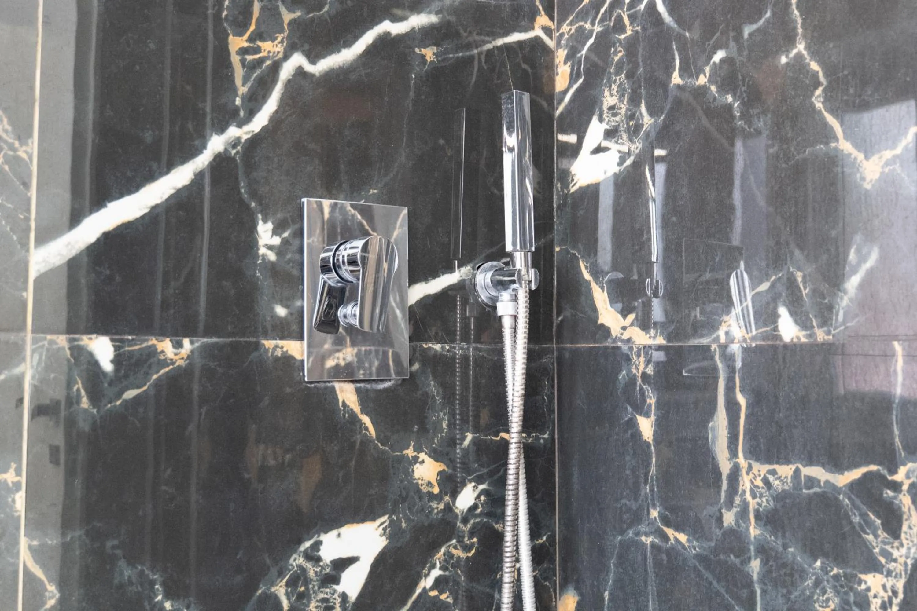 Shower in Dalmazia 33