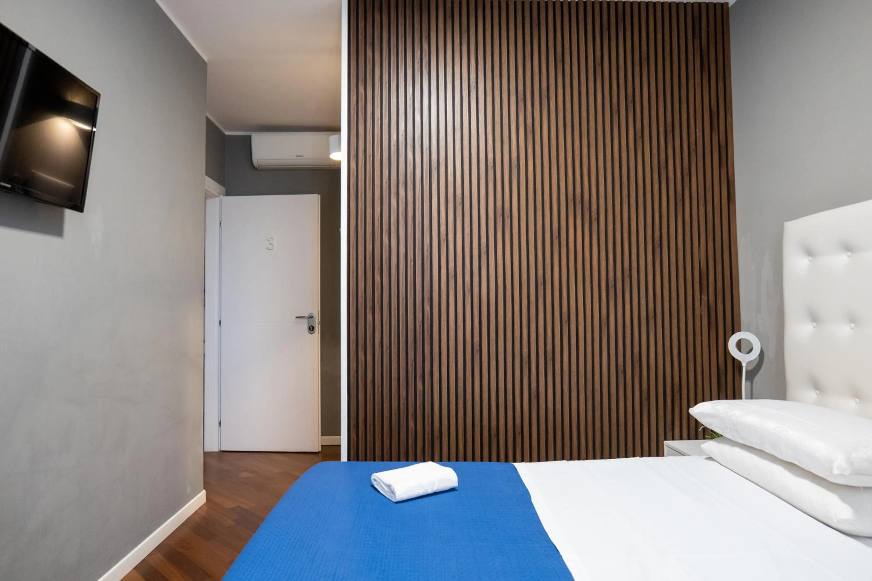 Photo of the whole room, Bed in Dalmazia 33