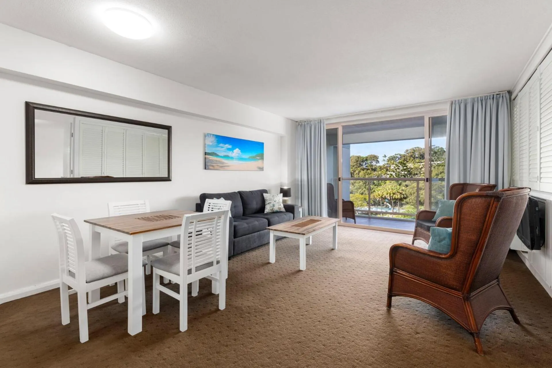 Living room in Charlesworth Bay Beach Resort