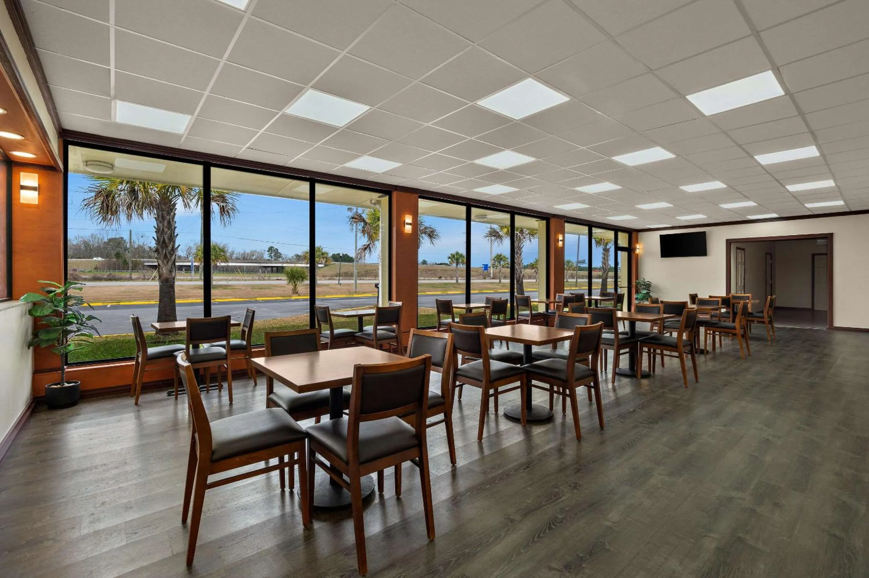 Breakfast in Quality Inn Yemassee