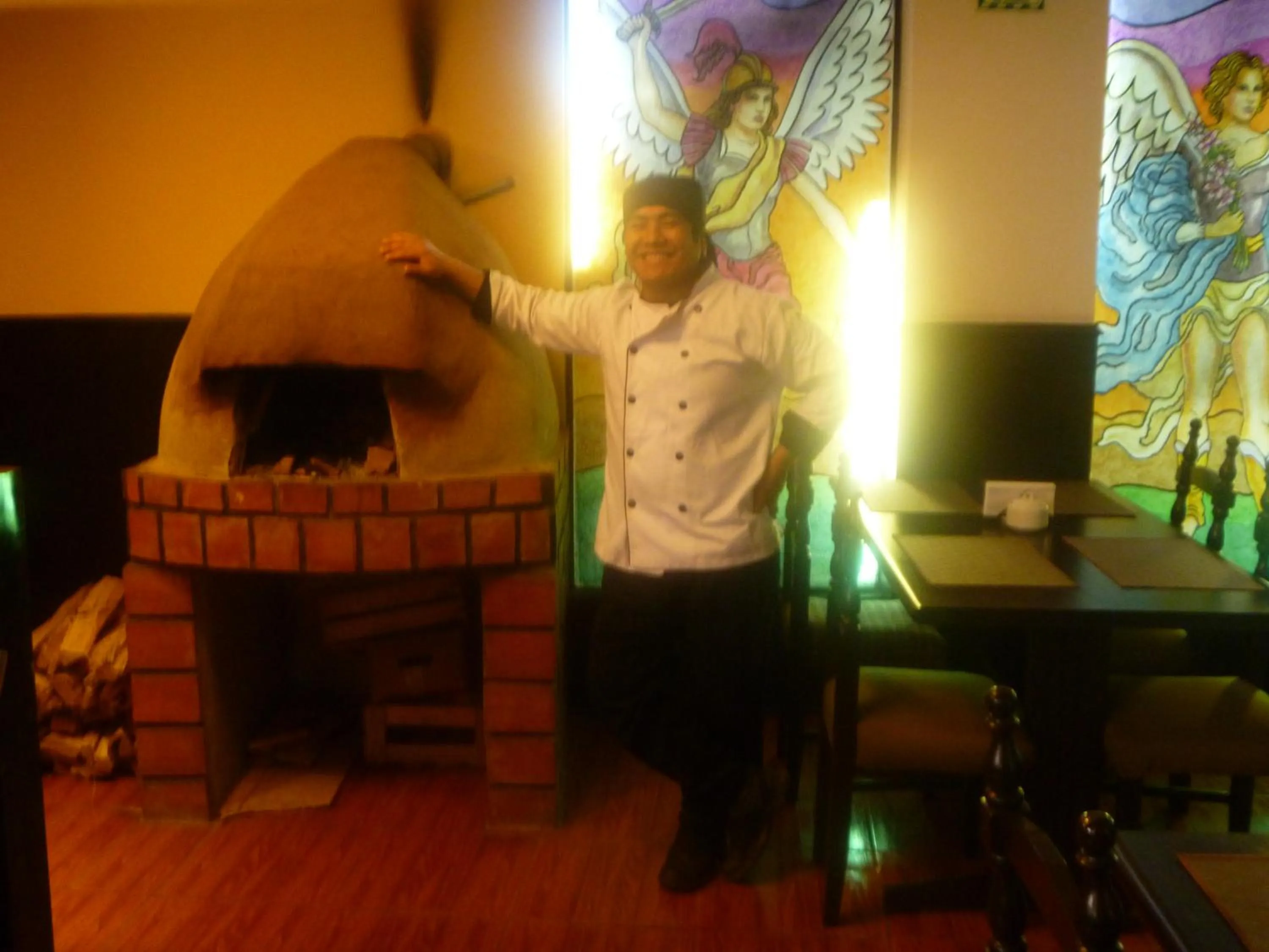 Restaurant/places to eat in Casona Plaza Hotel Centro